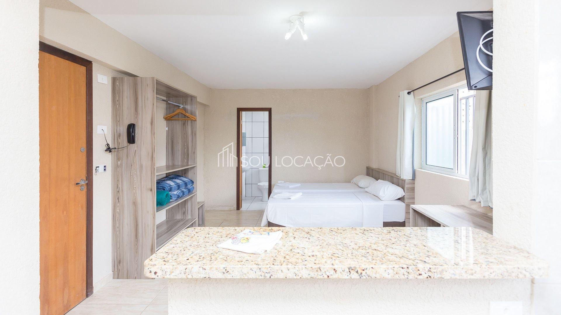 image-housing-carousel