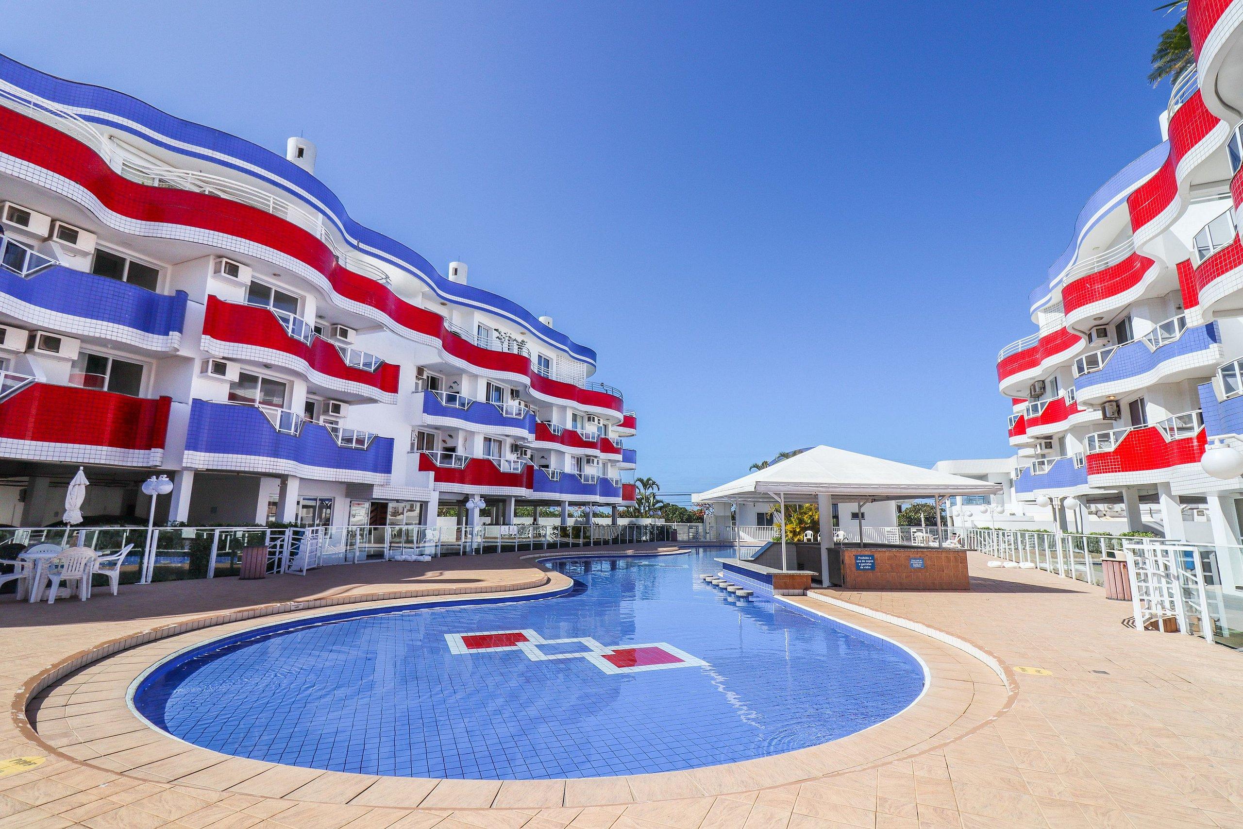 image-housing-carousel