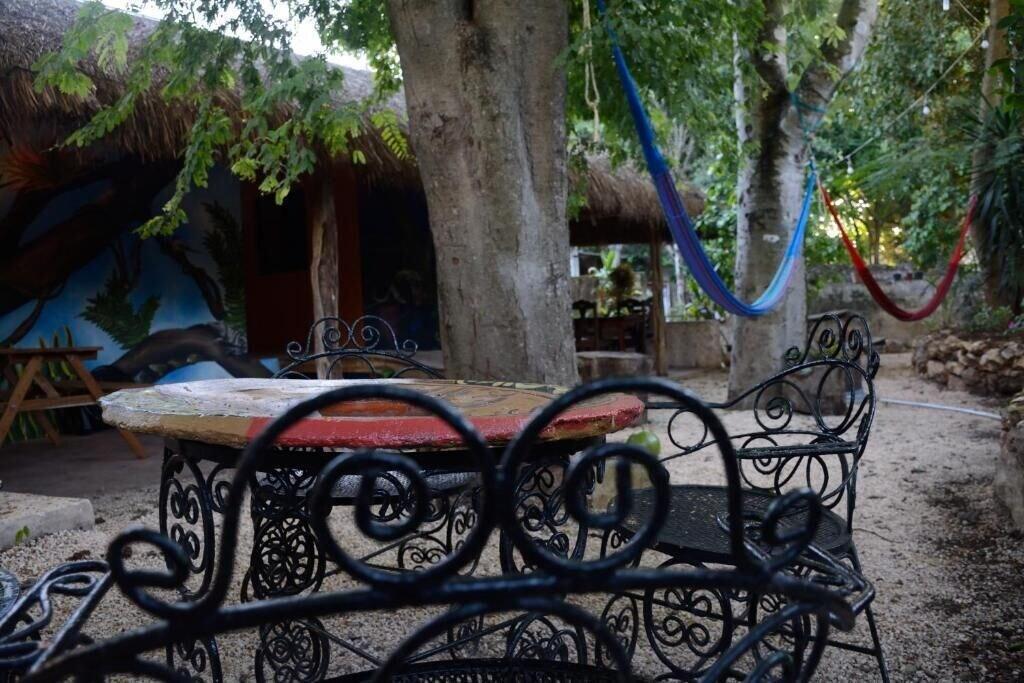 image-housing-carousel