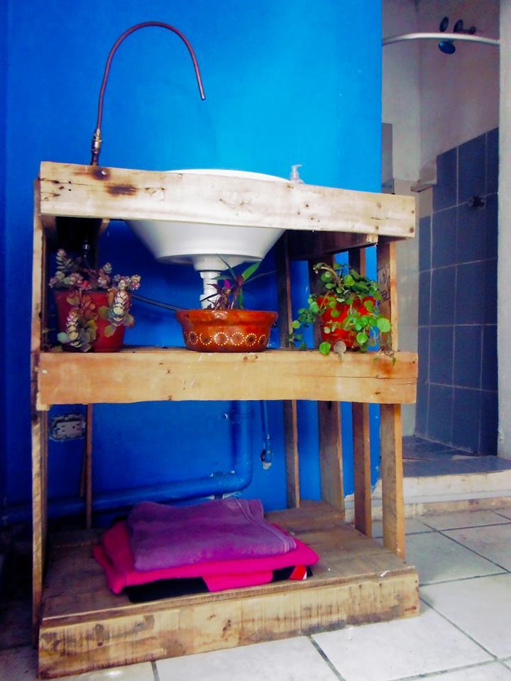 image-housing-carousel