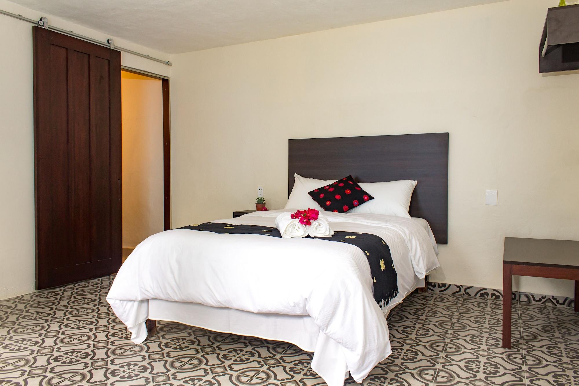 Hotel Maculís 3