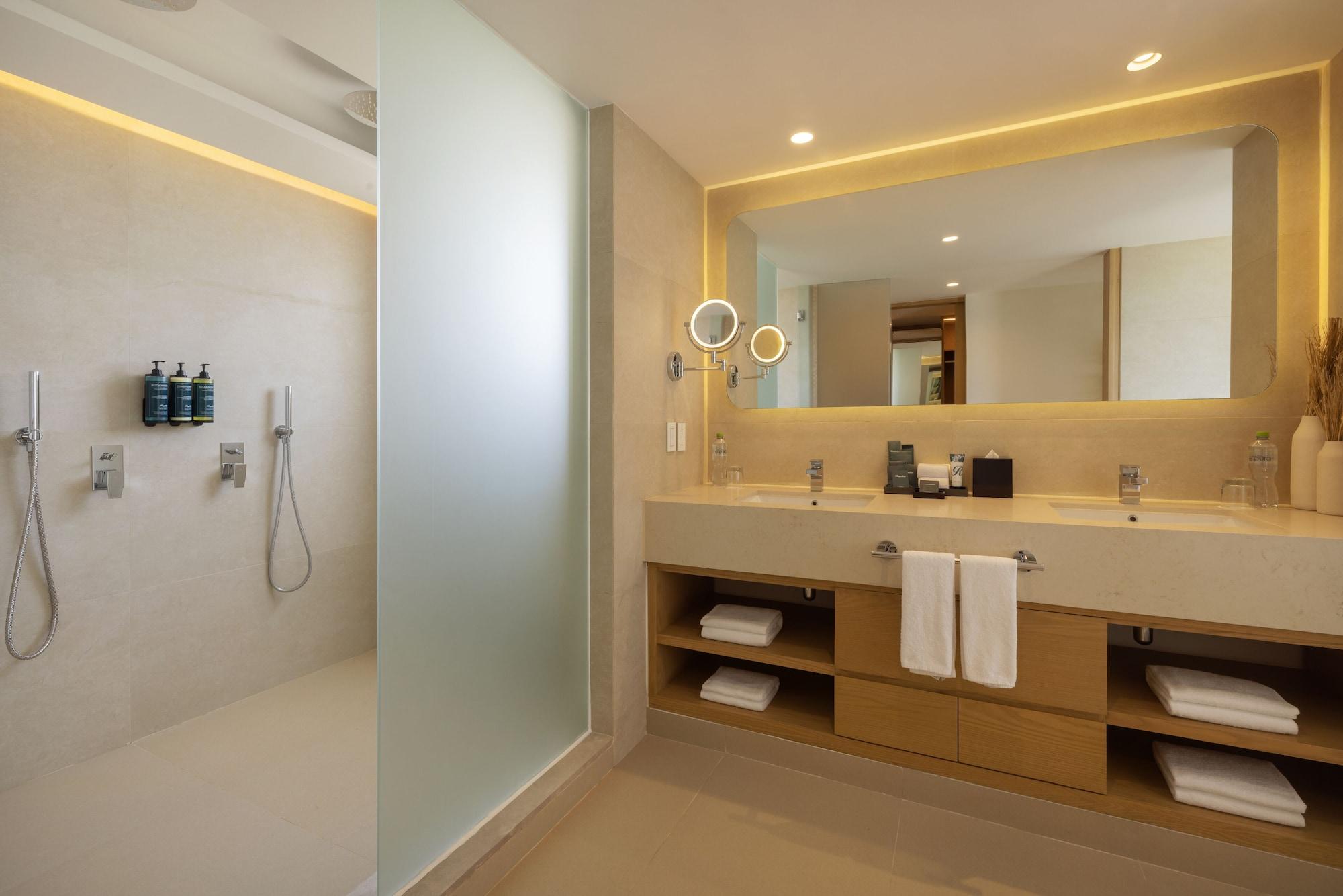 Luxury Junior Suite