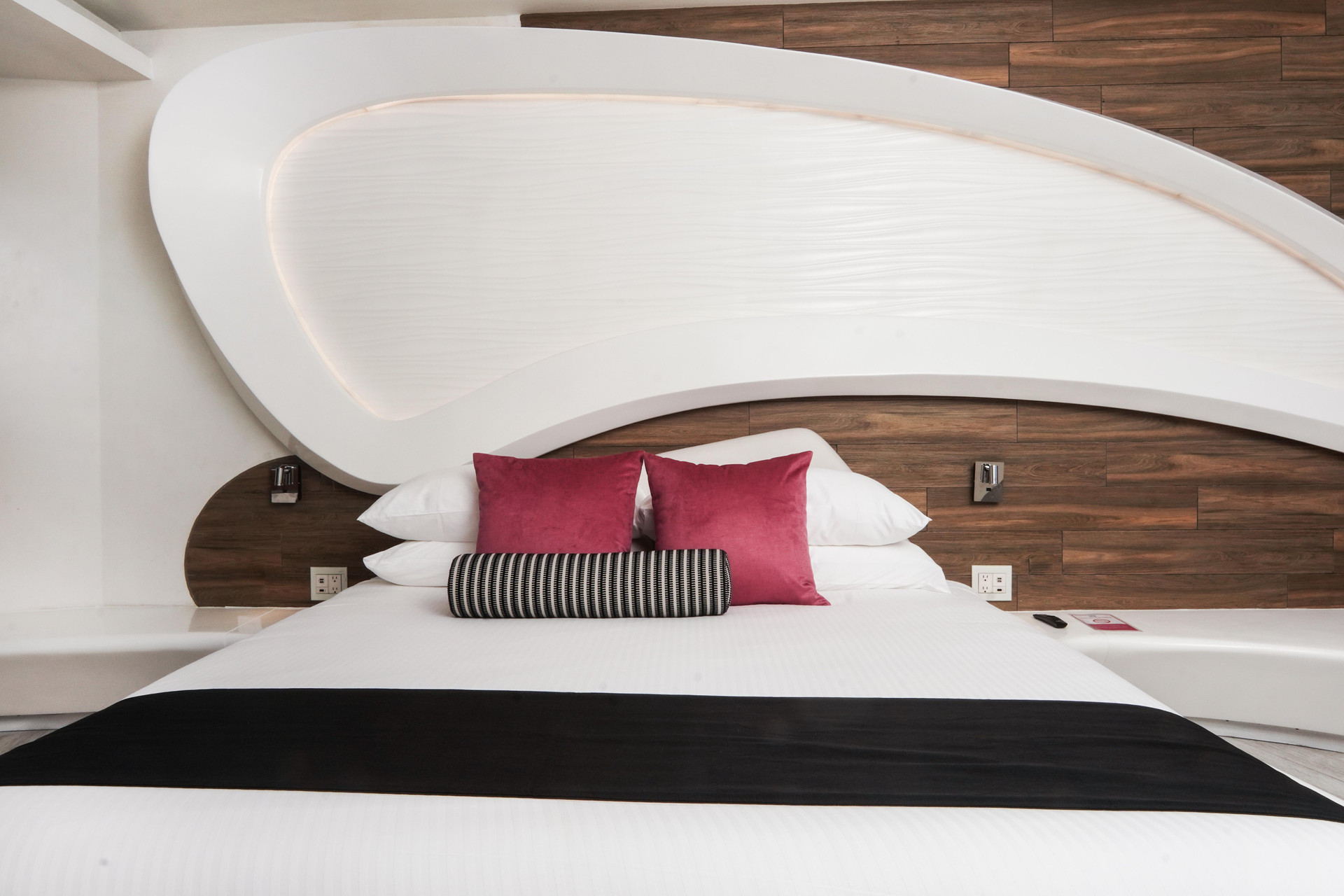 Habitación Estándar con Vista Parcial del Mar