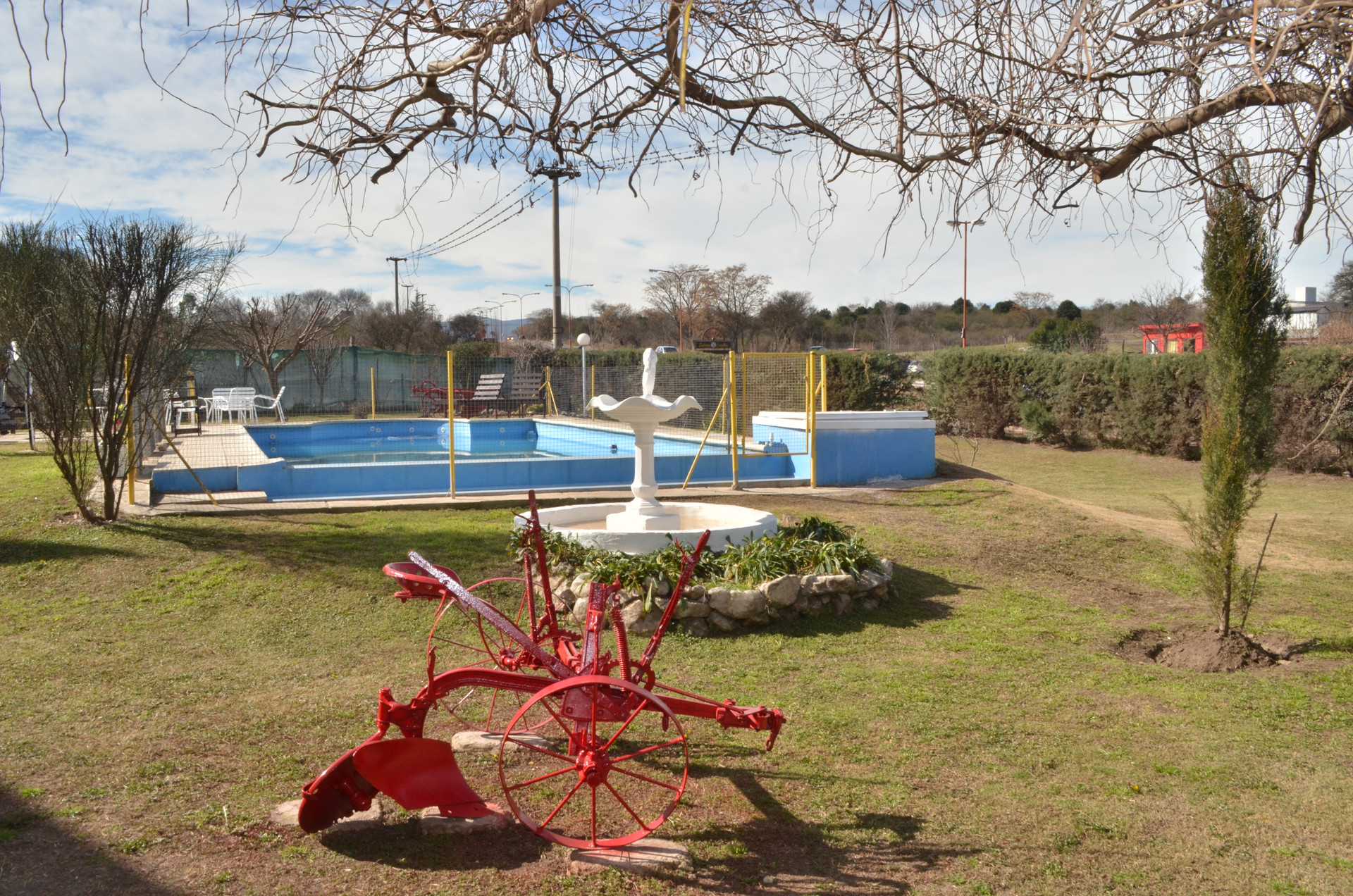 image-housing-carousel