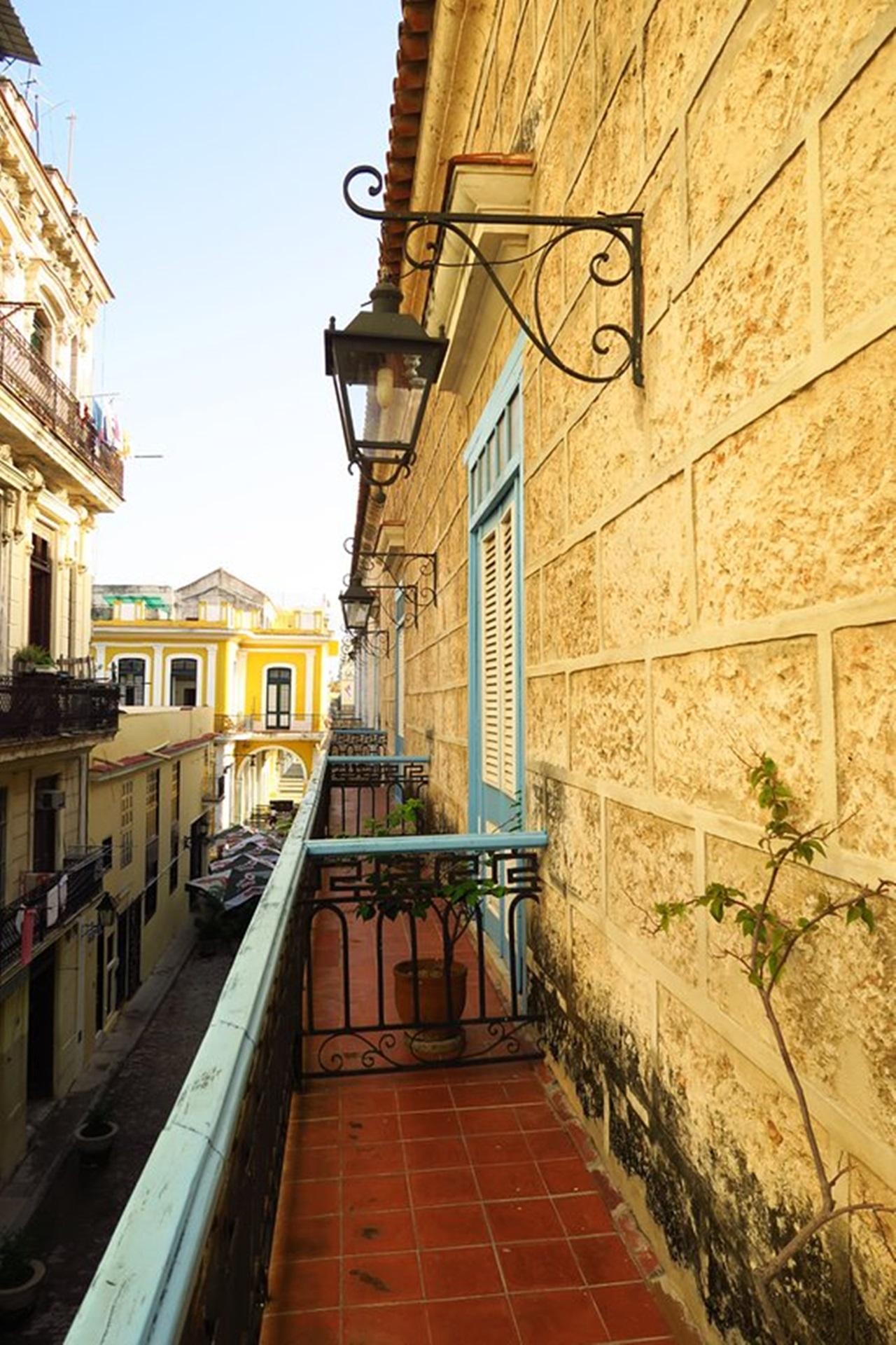 Hotel Beltran de Santa Cruz image
