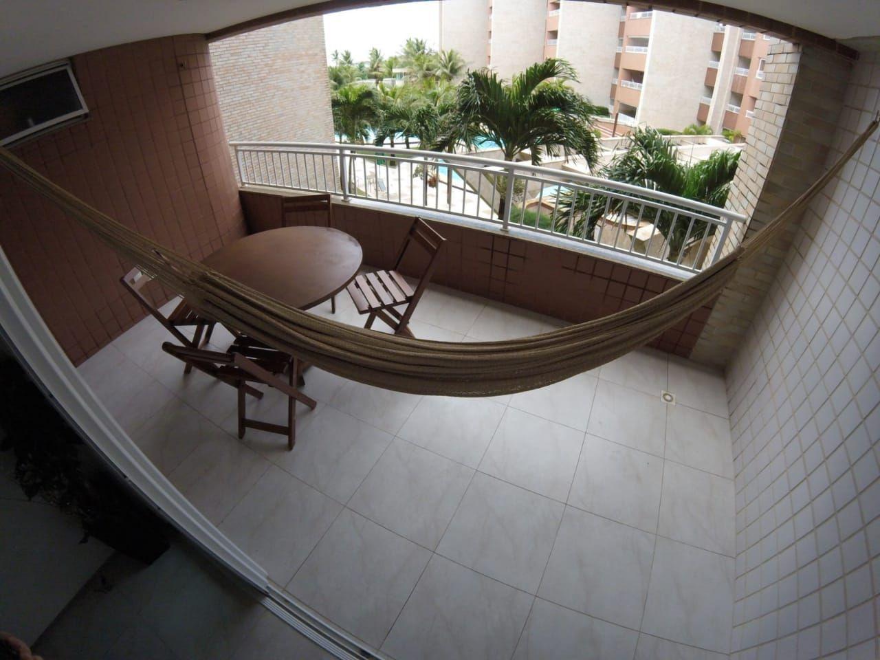 image-housing-carousel