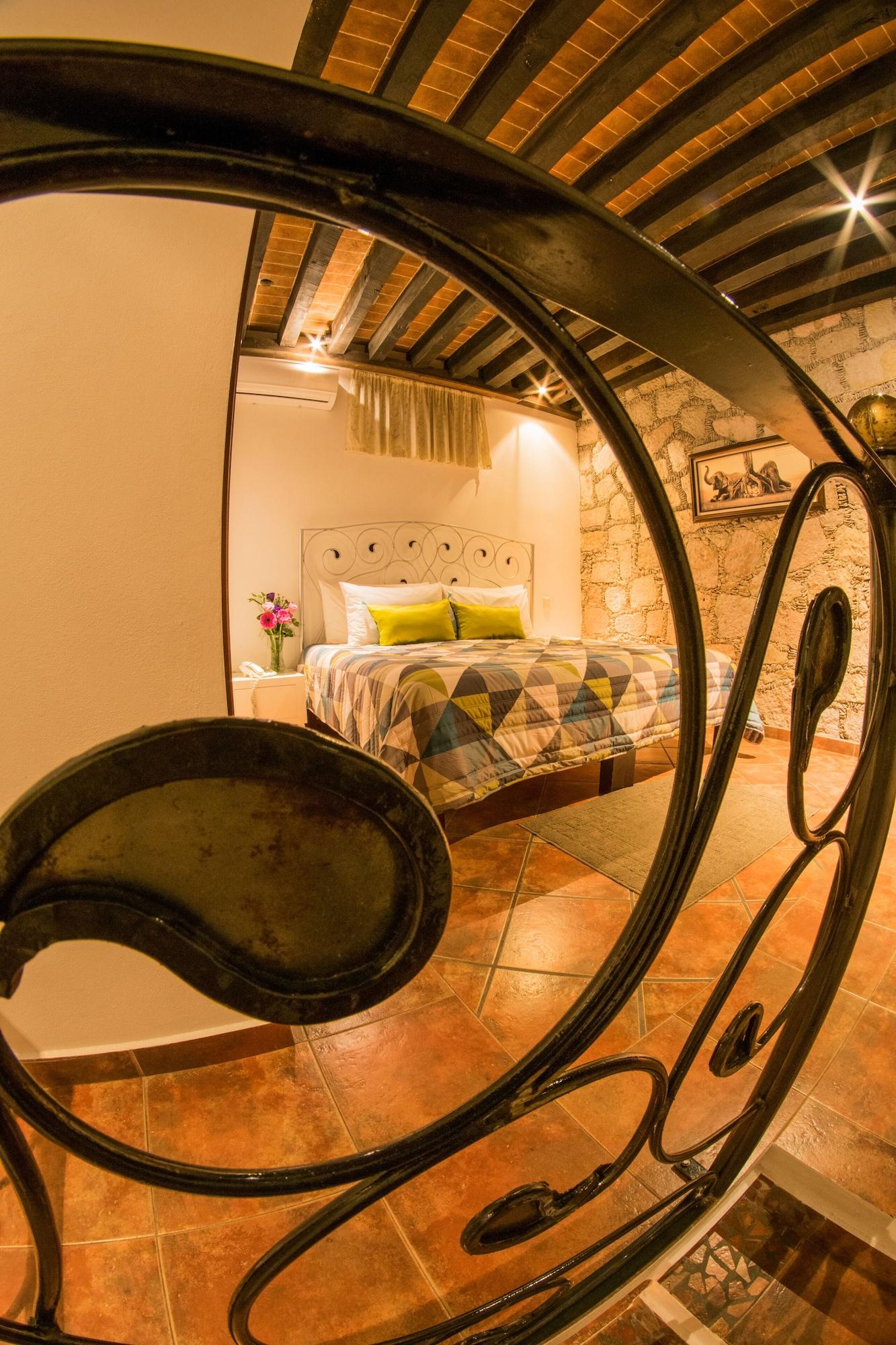 image-housing-carousel