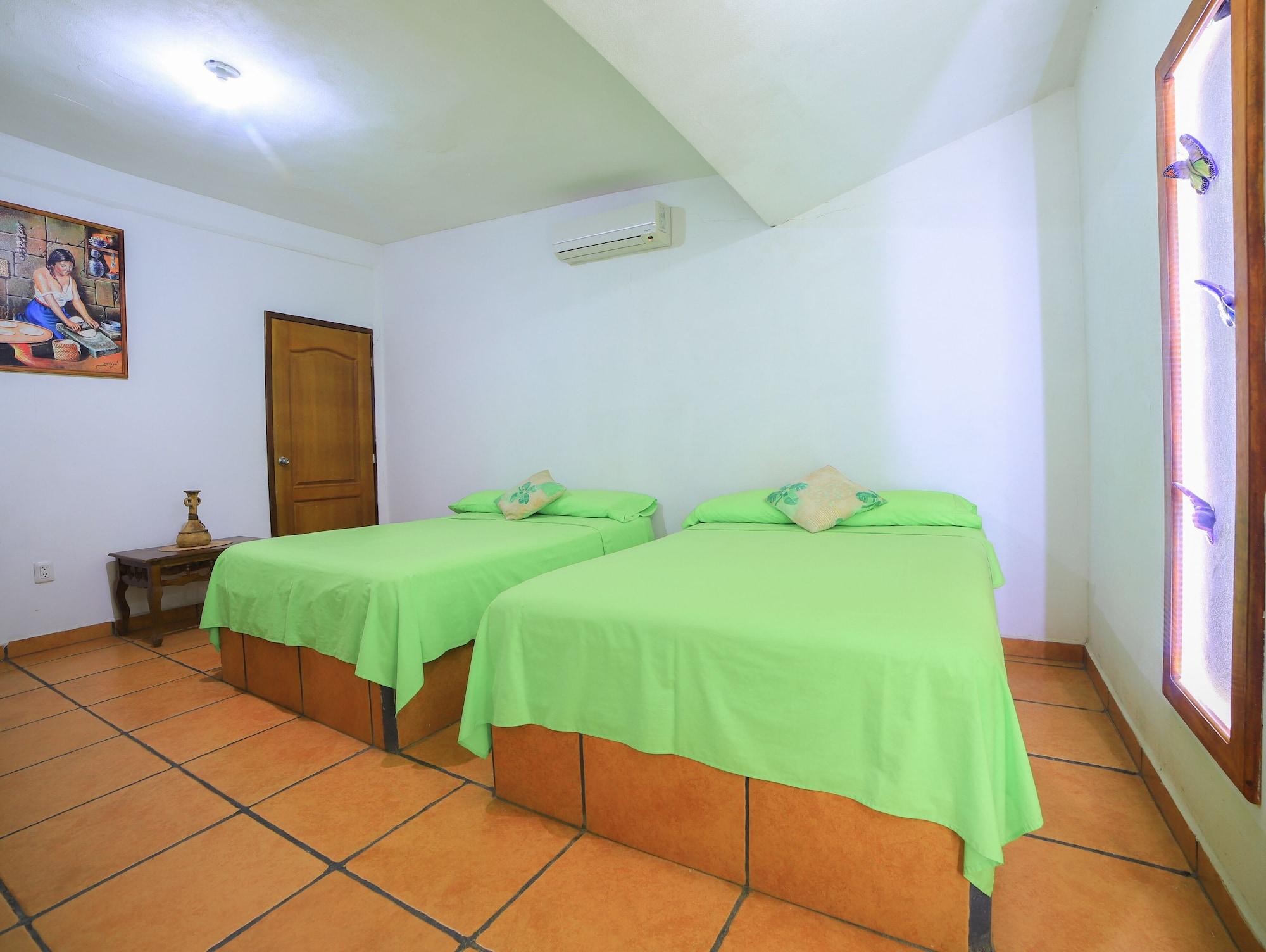 BM Zihua Casa de Huéspedes 4