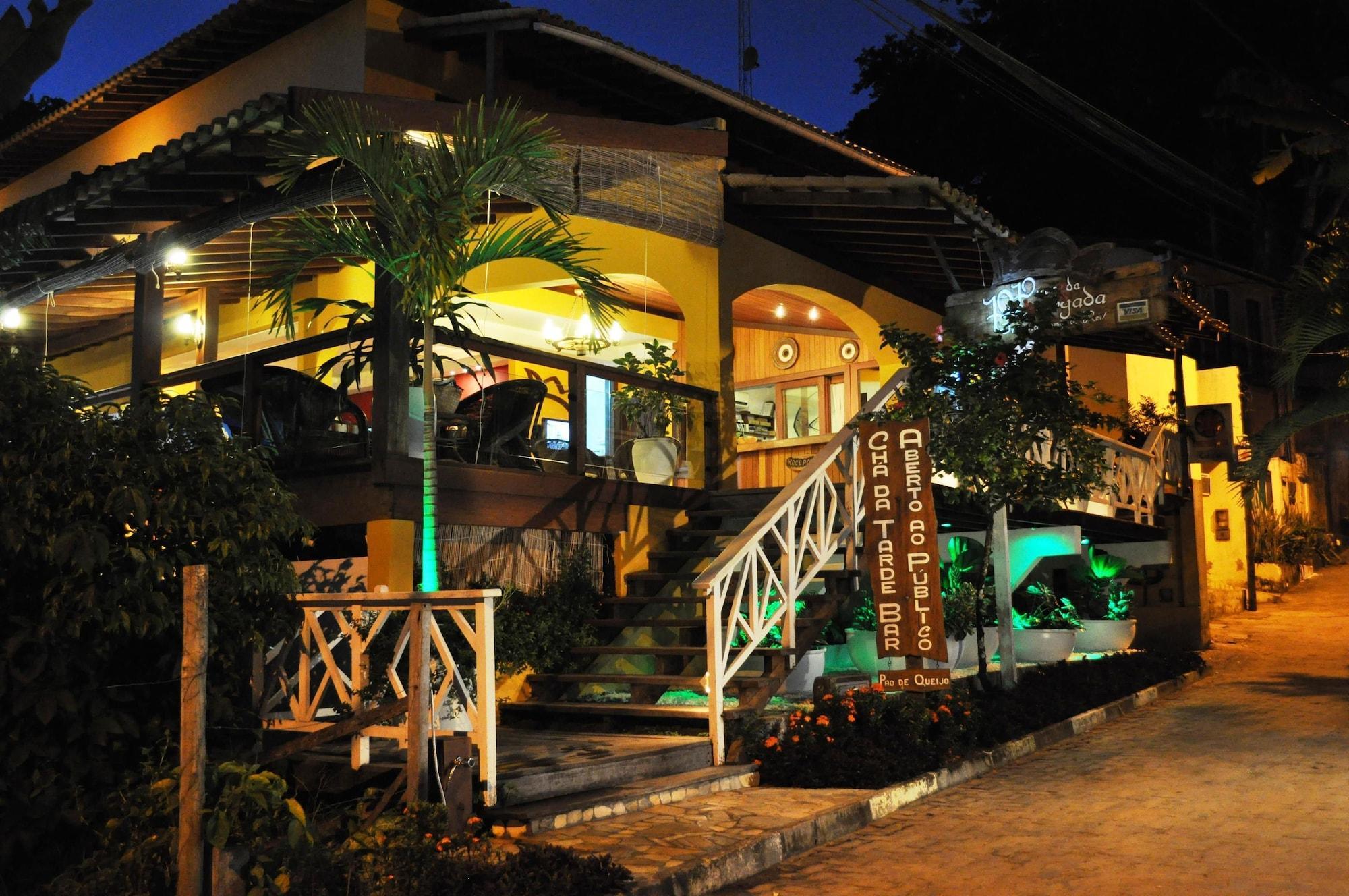 image-housing-carousel