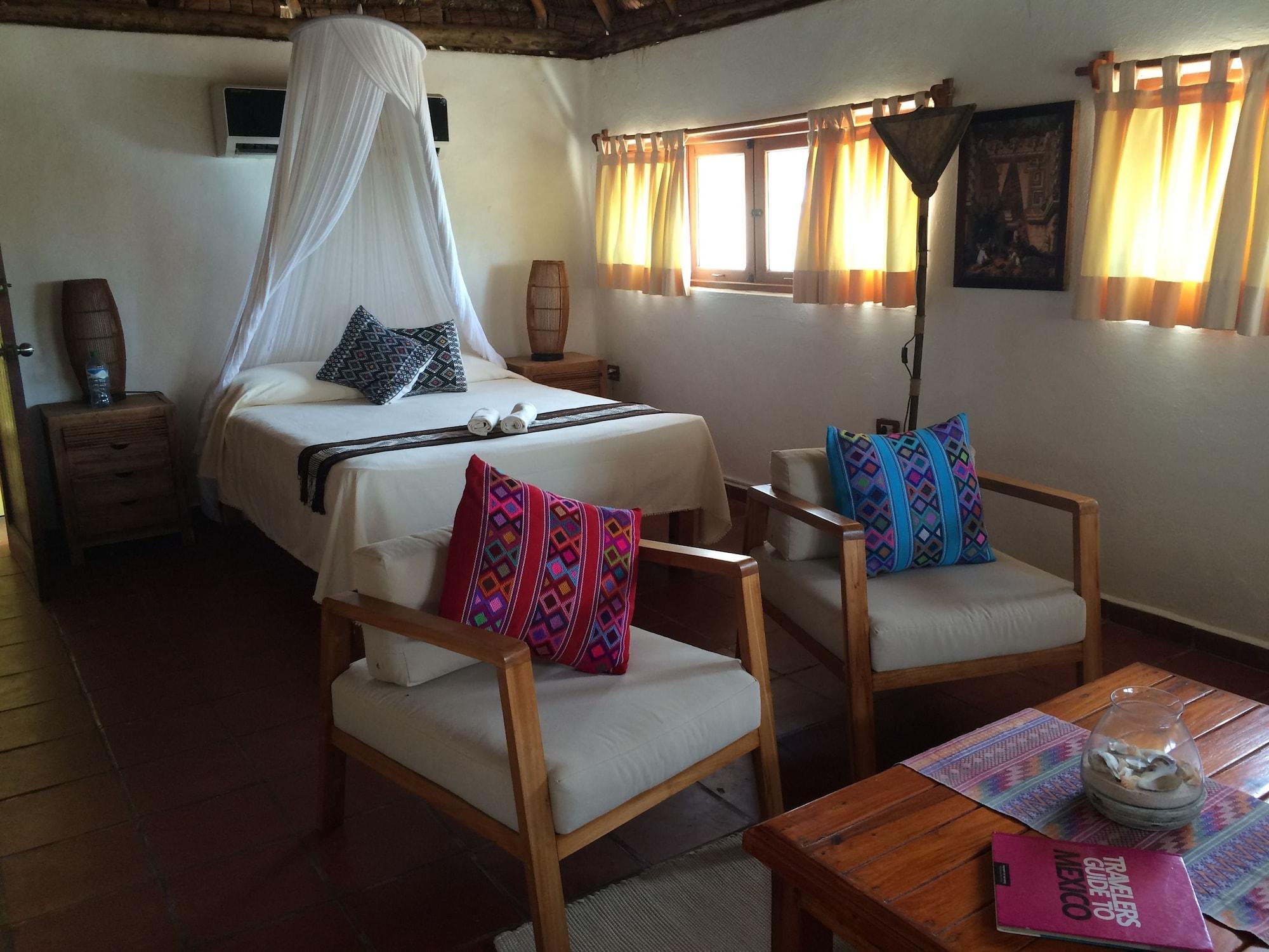 Habitación cuádruple familiar, Varias camas, vista parcial al mar