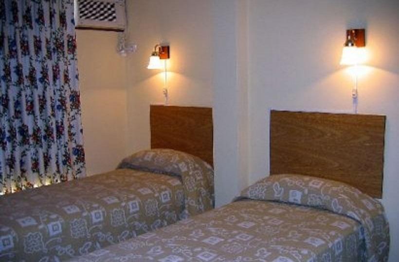 image-housing-carousel