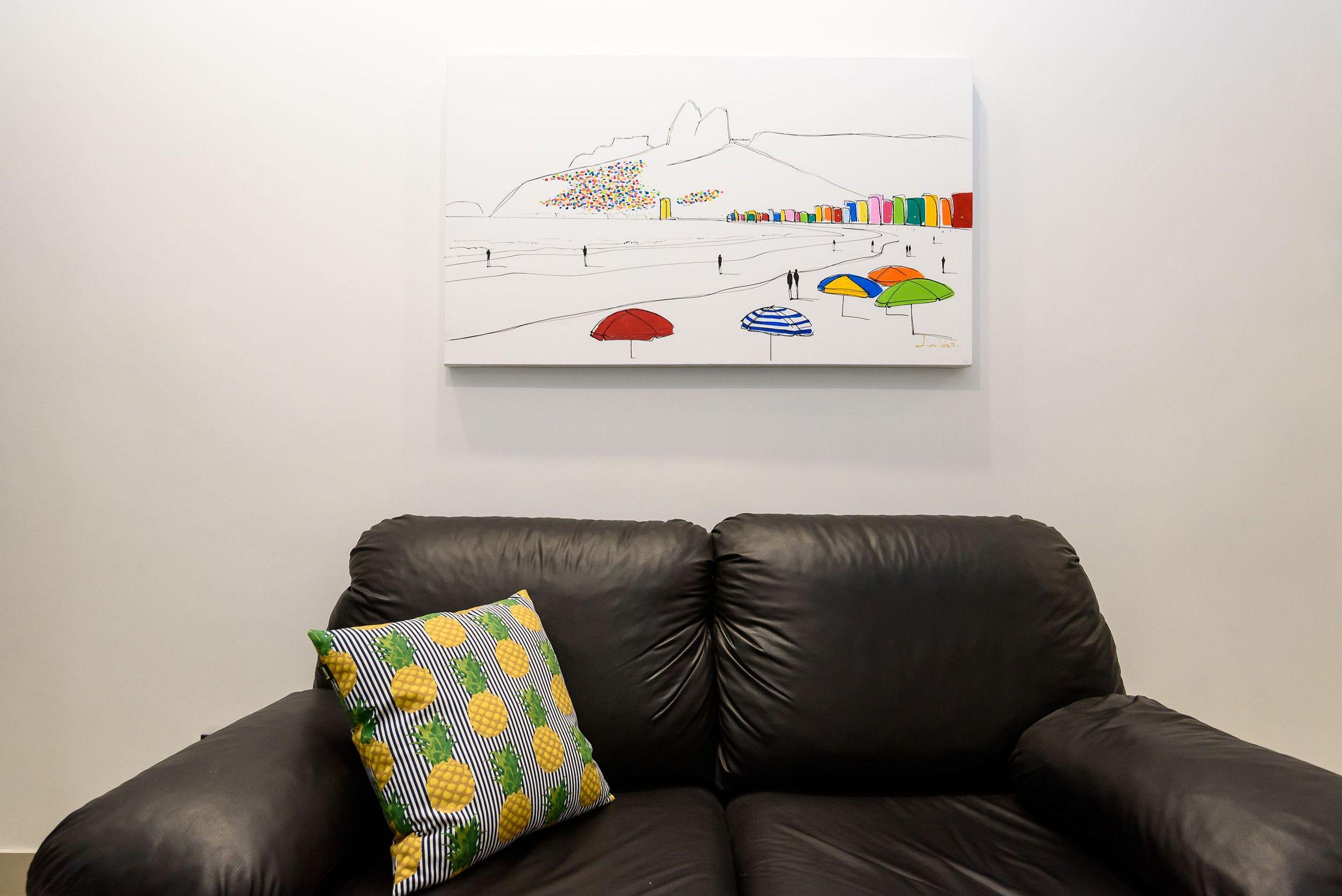 image-housing-carousel