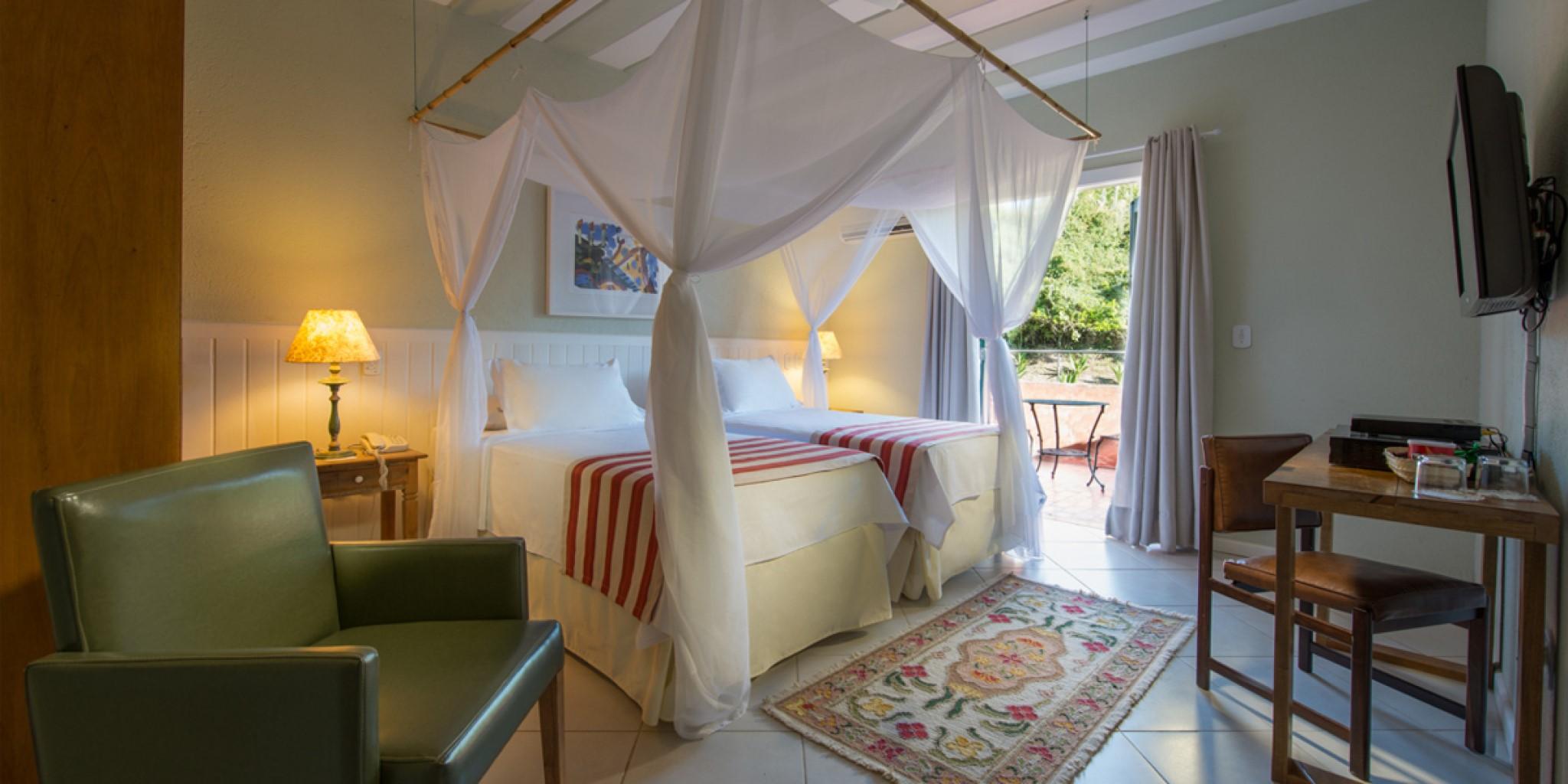 image-housing-carousel