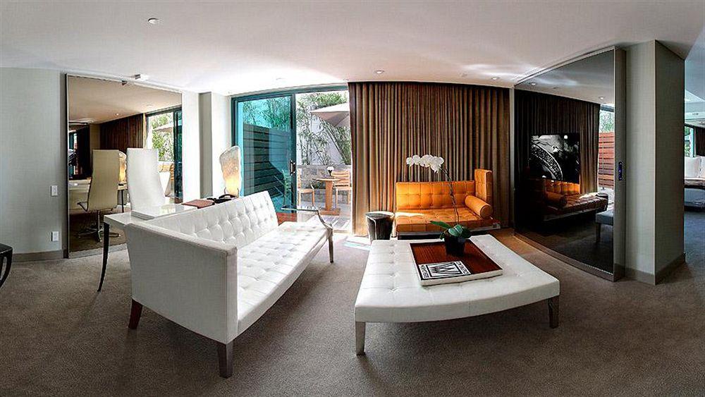 image-housing-carousel