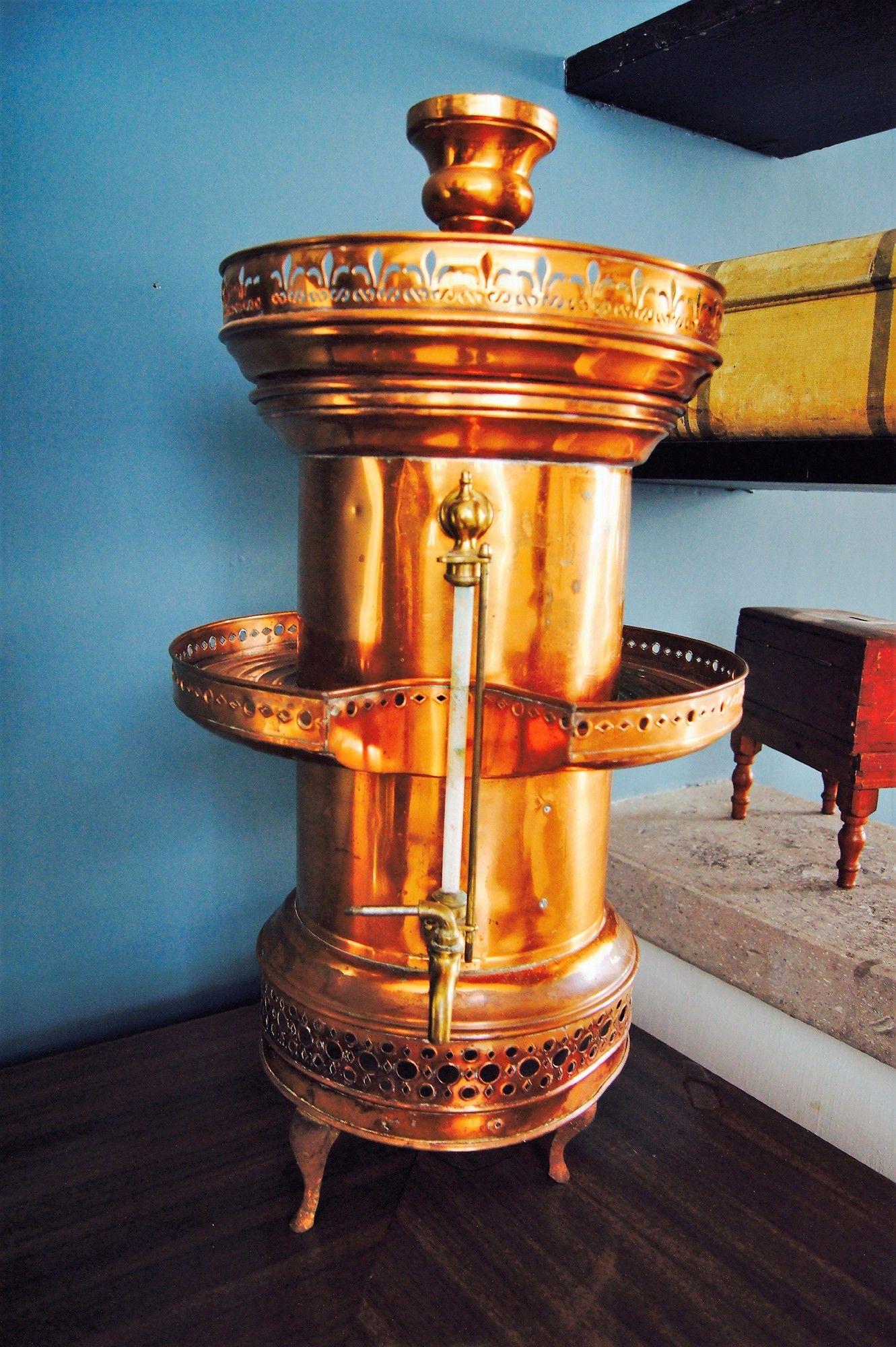 image-housing-carousel