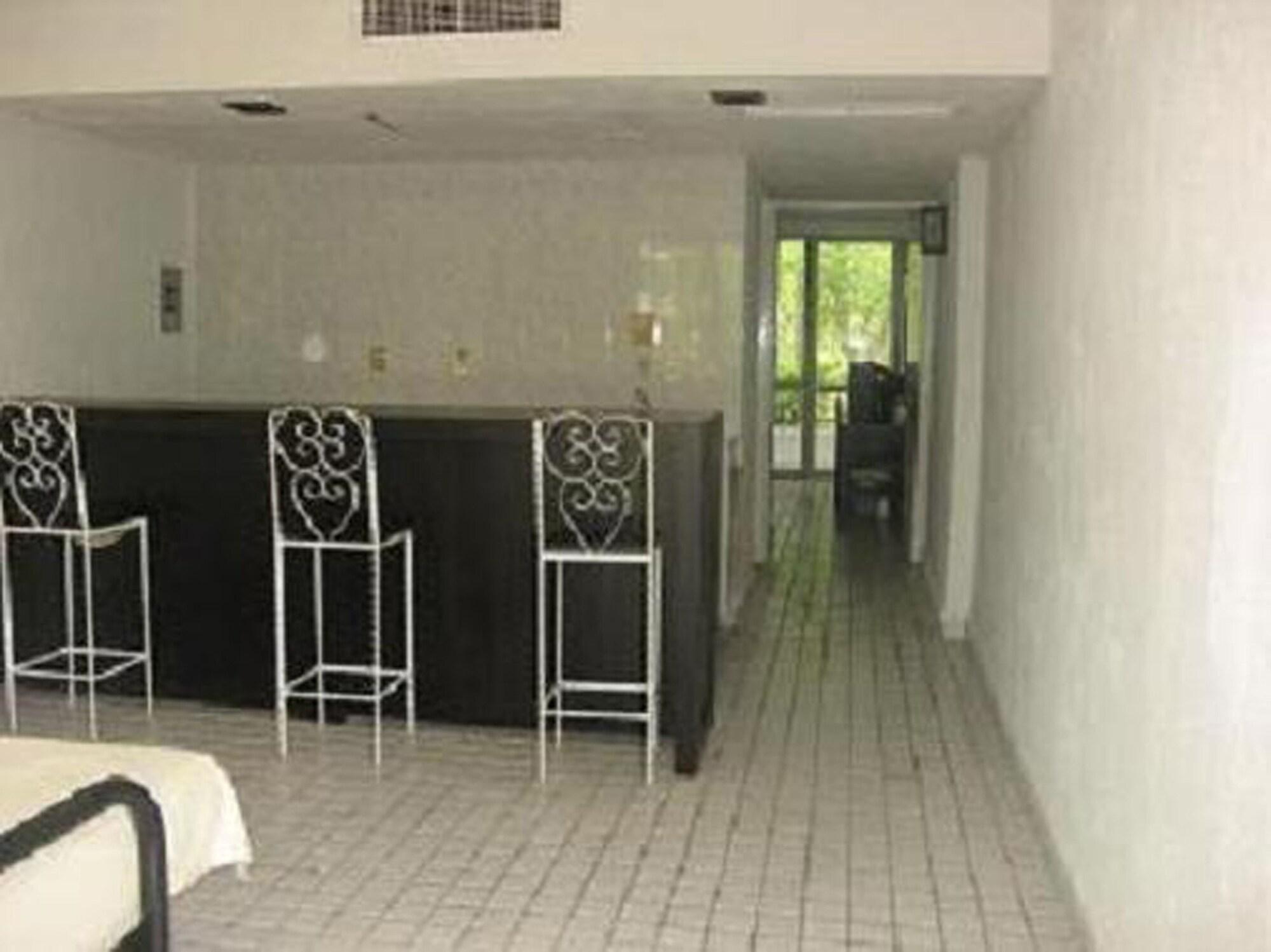 Habitación estándar con 1 cama doble o 2 individuales