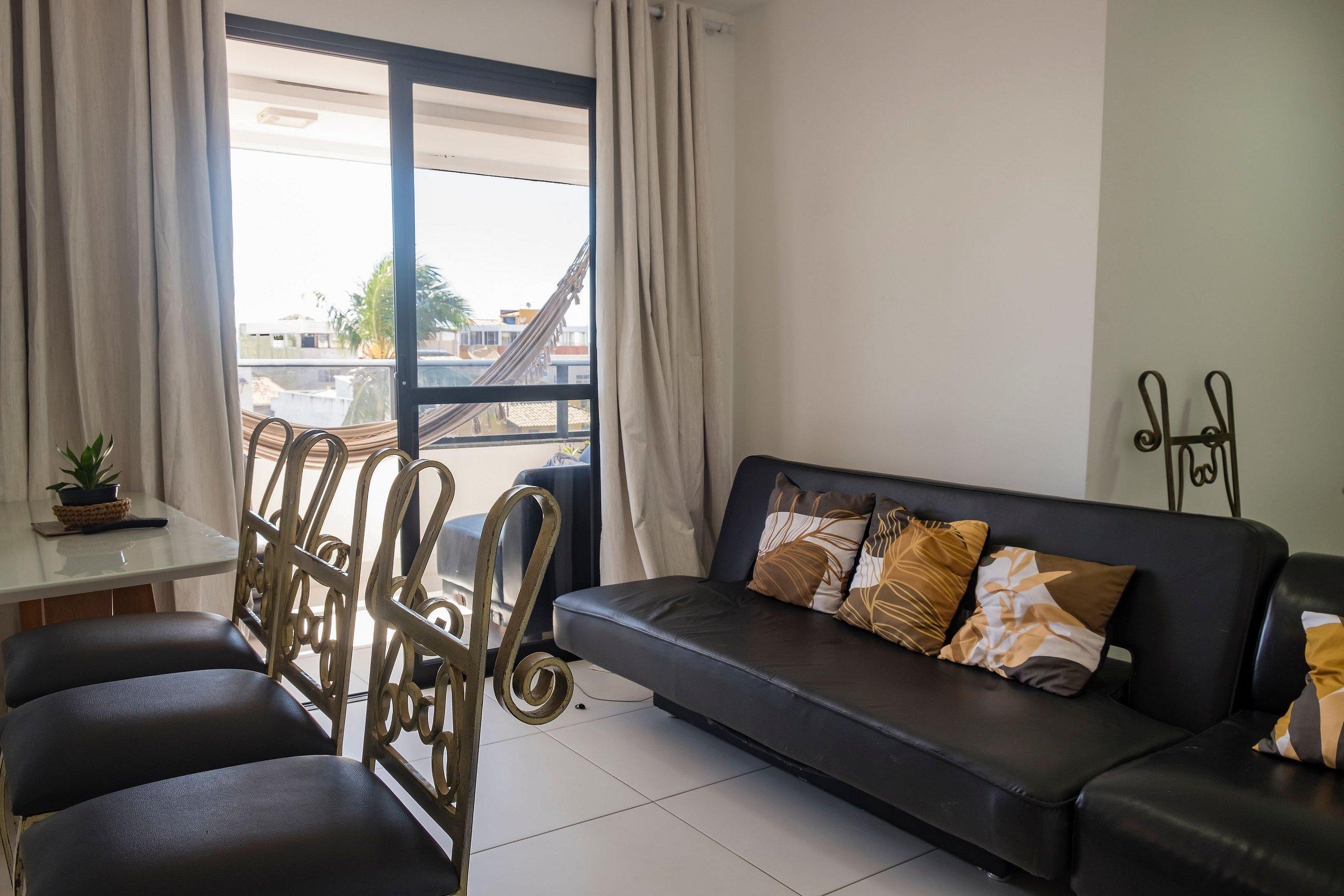 image-housing-carousel
