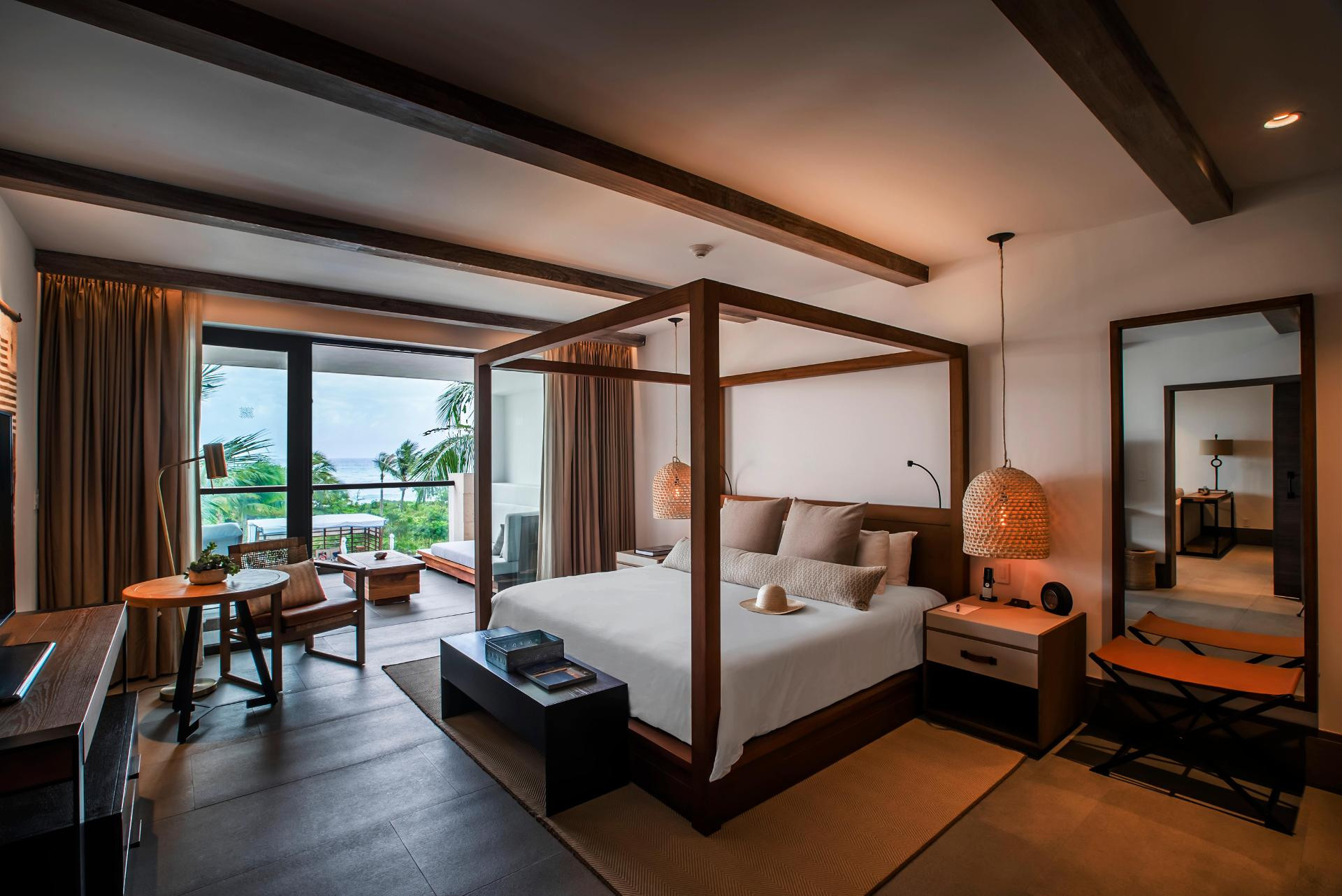 Suite Estándar con Vista al Jardín