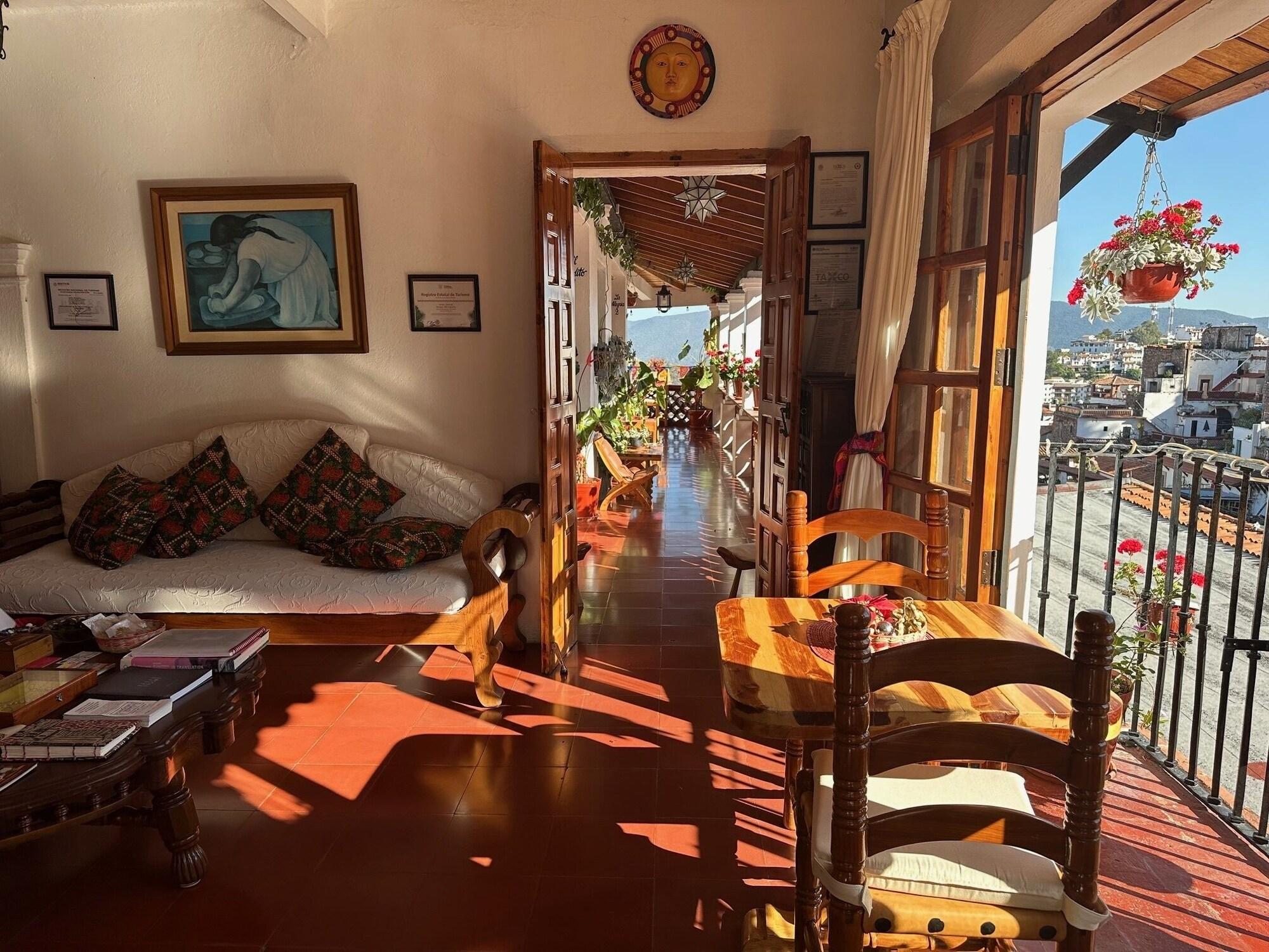 Hotel Mi Casita 3