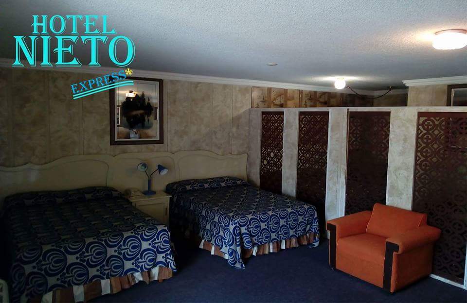image-housing-carousel