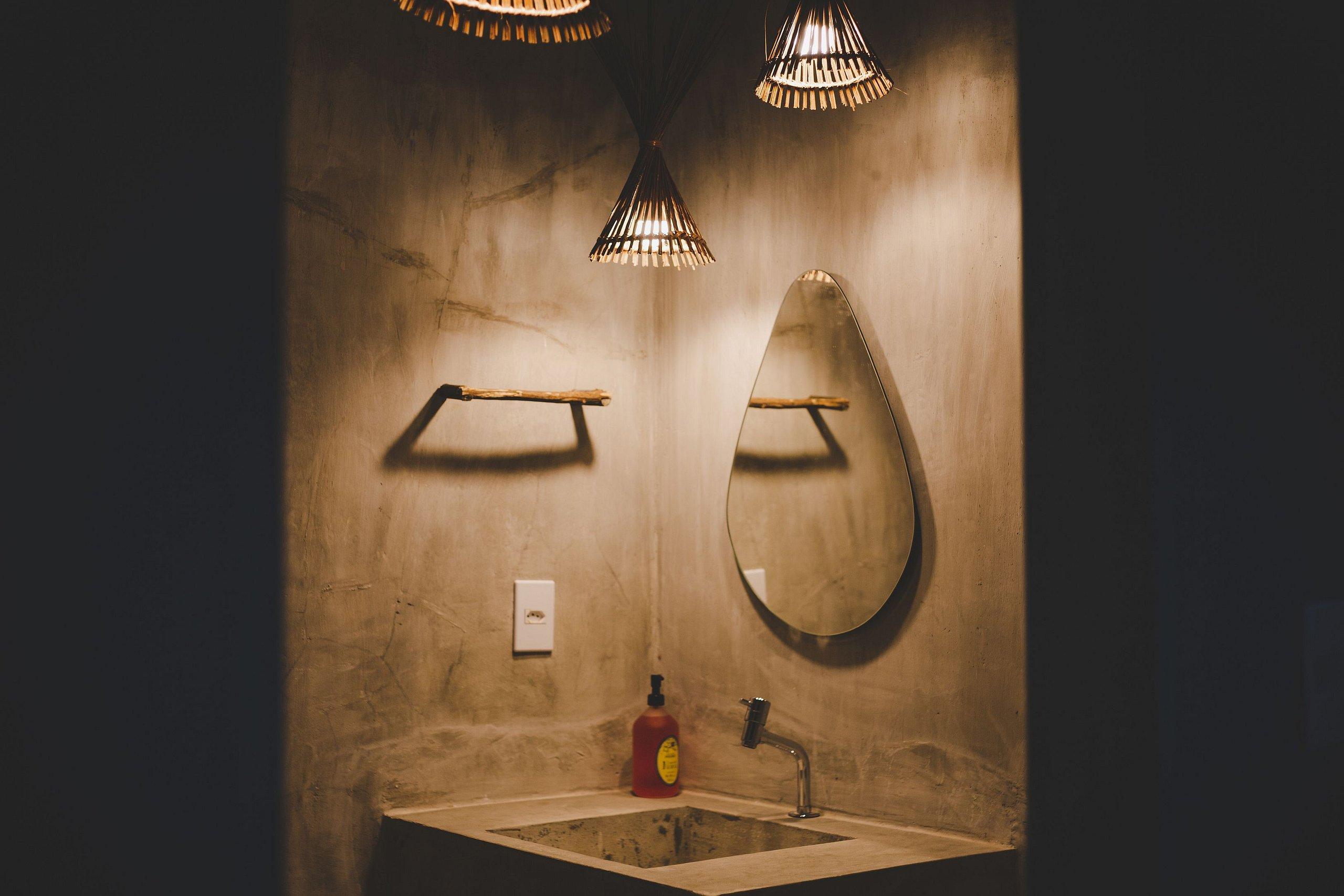 image-housing-carousel