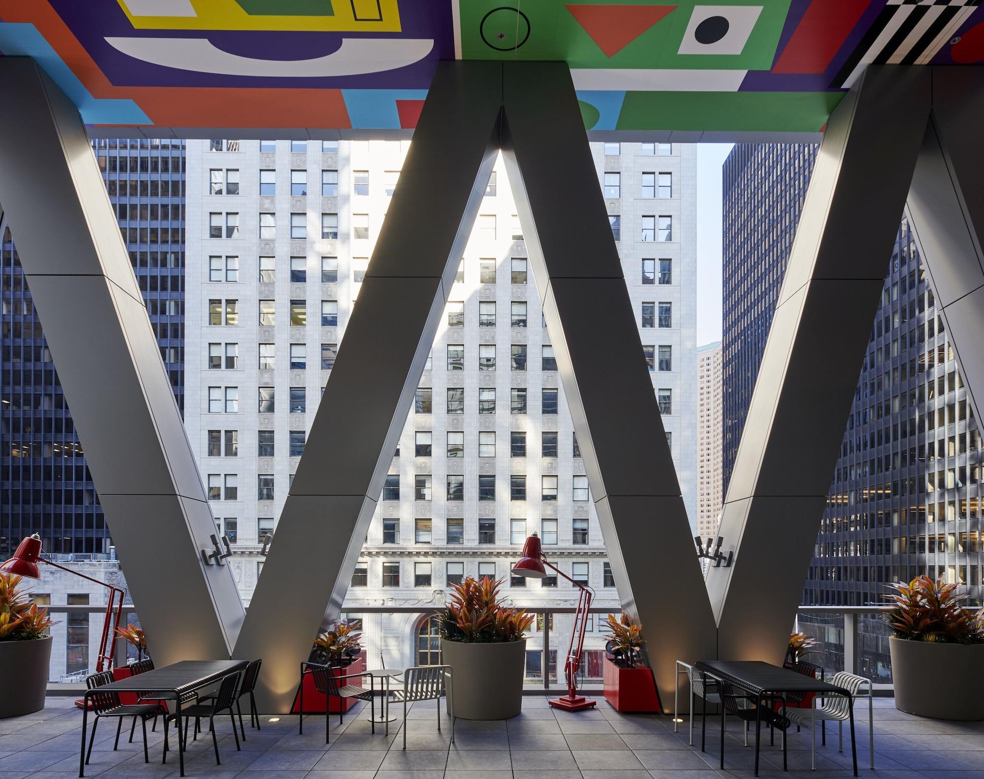 image-housing-carousel