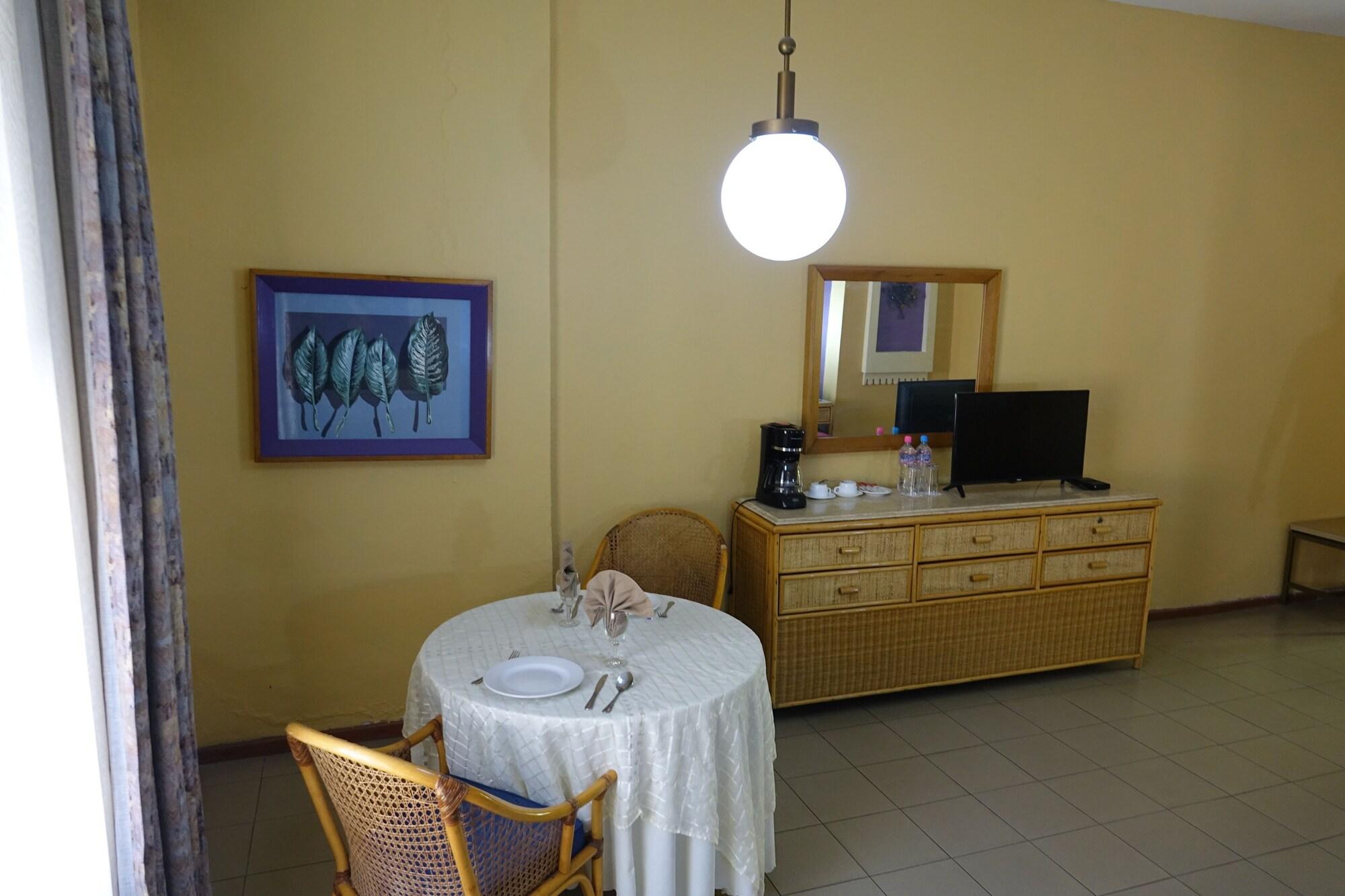 image-housing-carousel