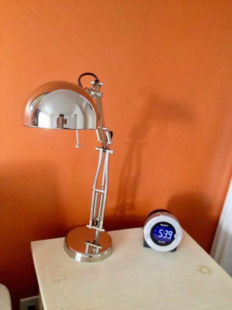 image-housing-carousel