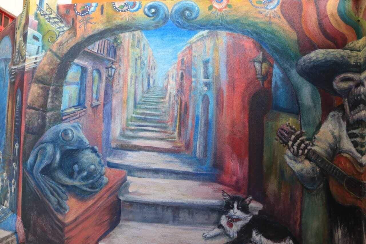 image-housing-carousel