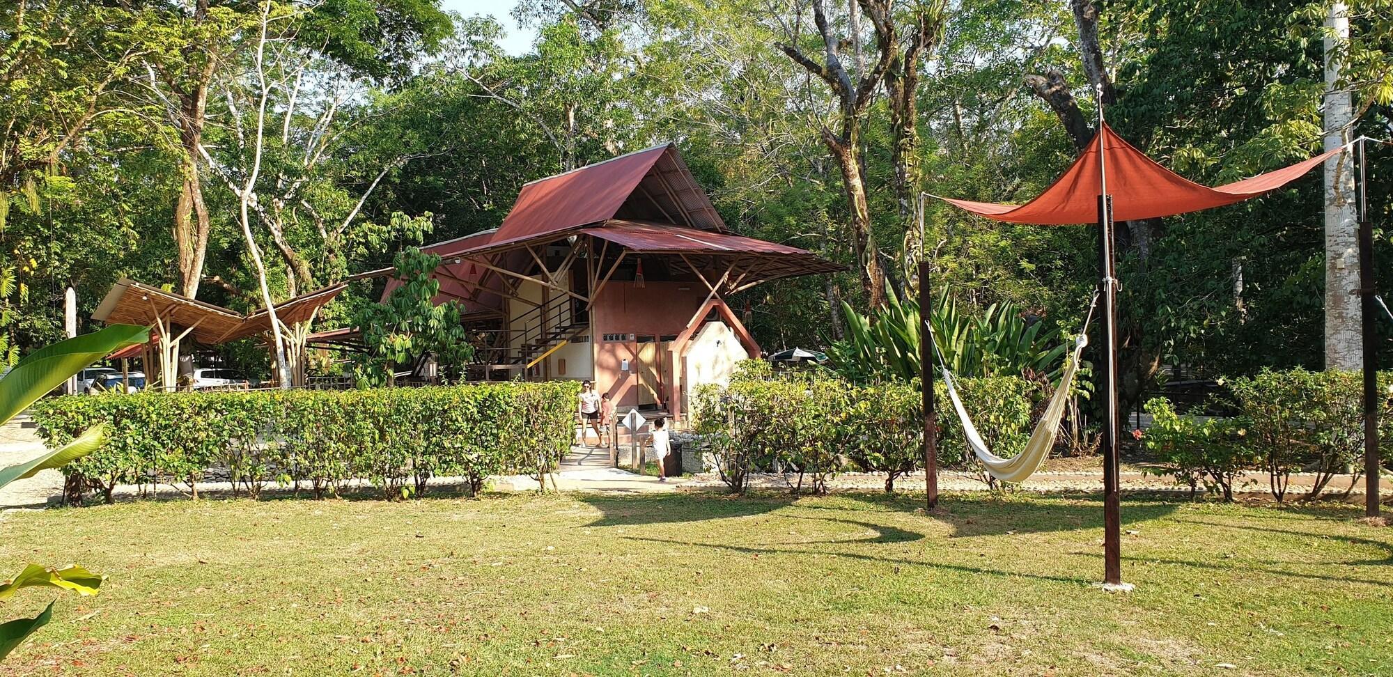 image-housing-carousel