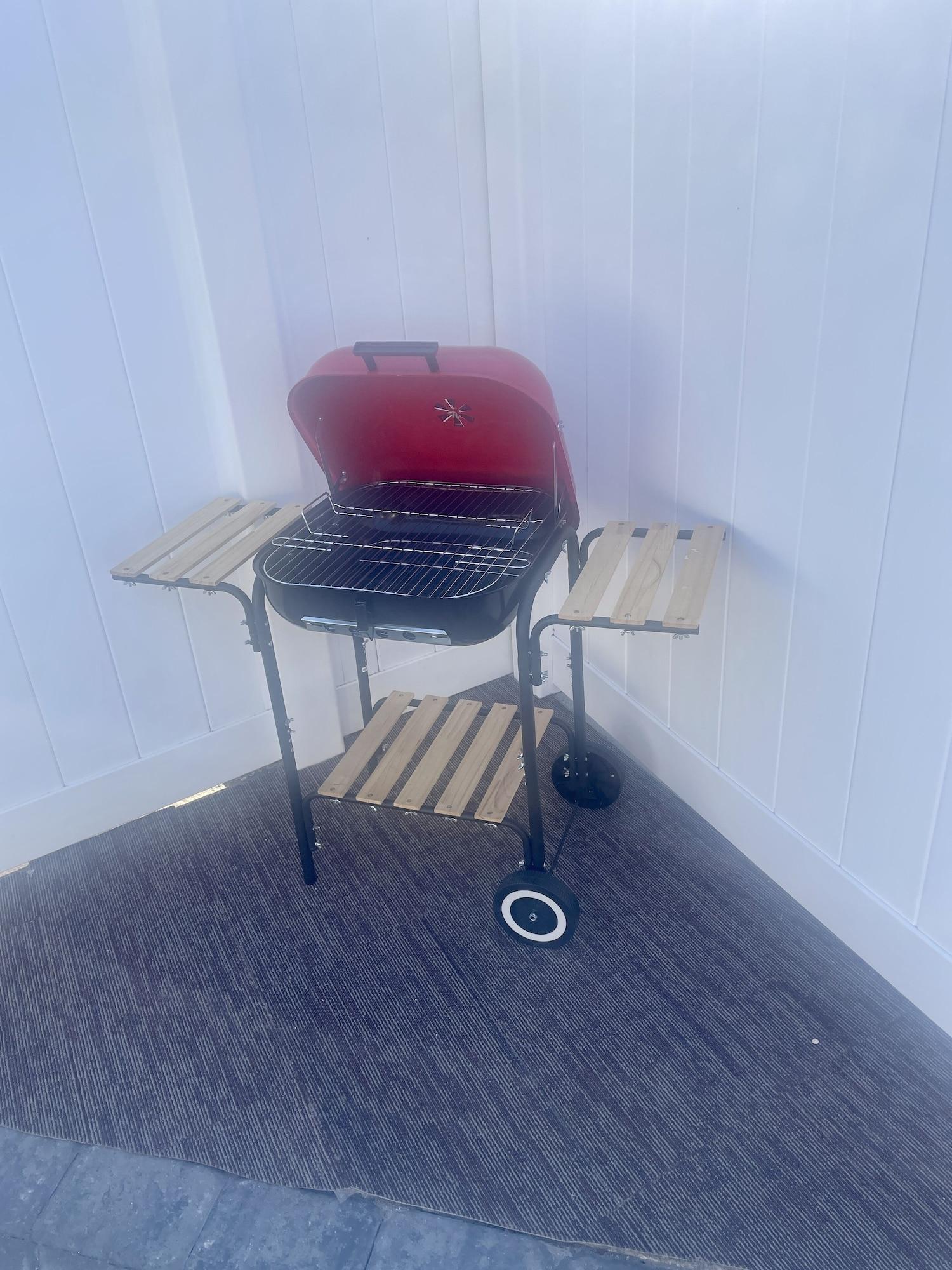image-housing-carousel