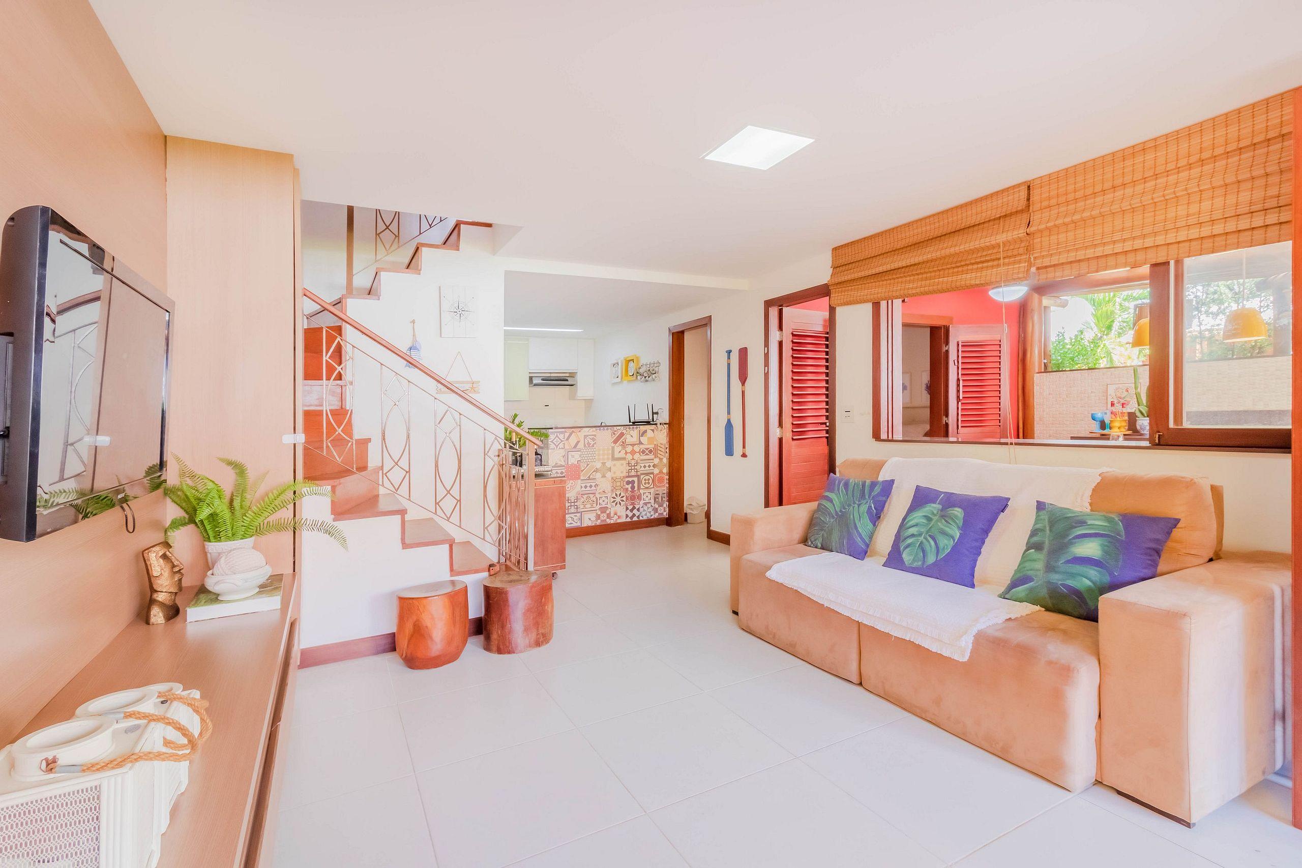 image-housing-carousel