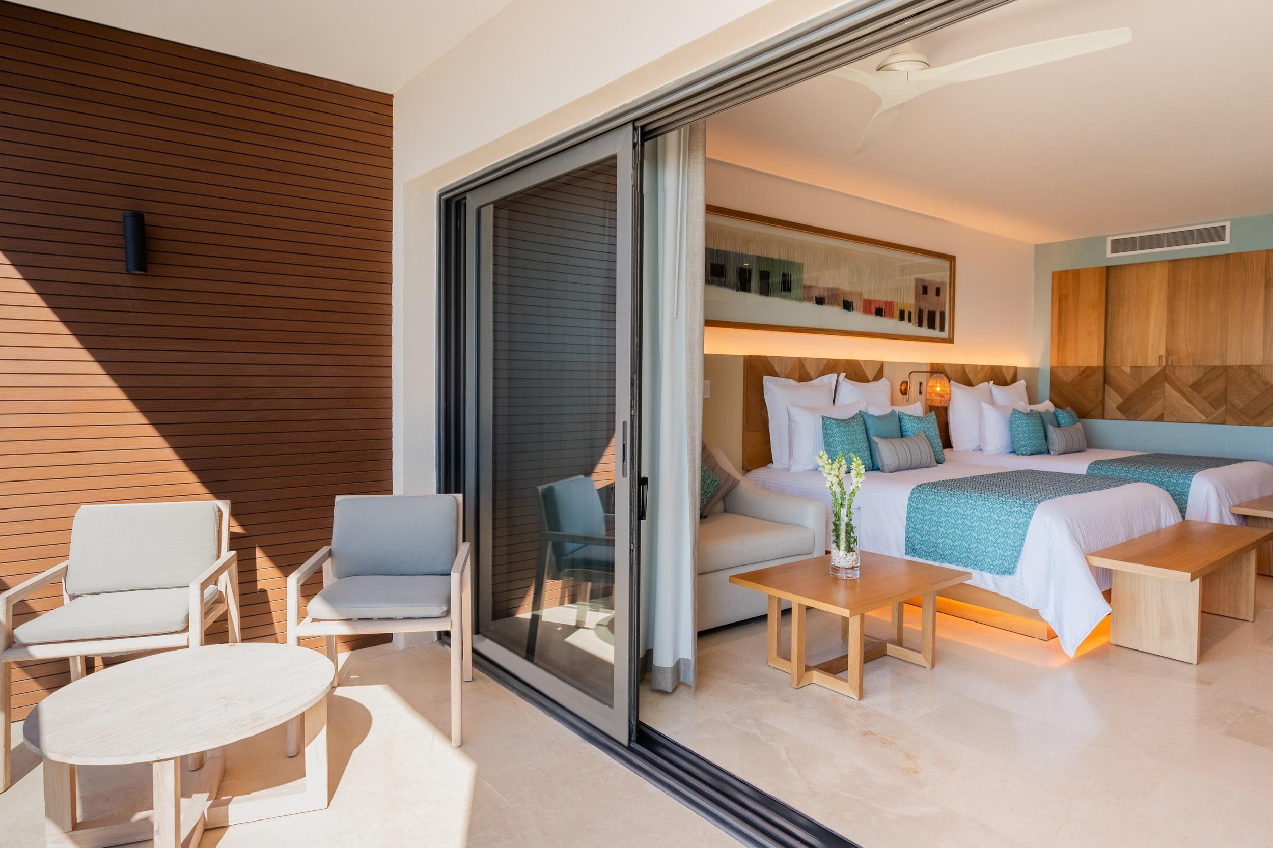 Deluxe Suite Ocean View Double