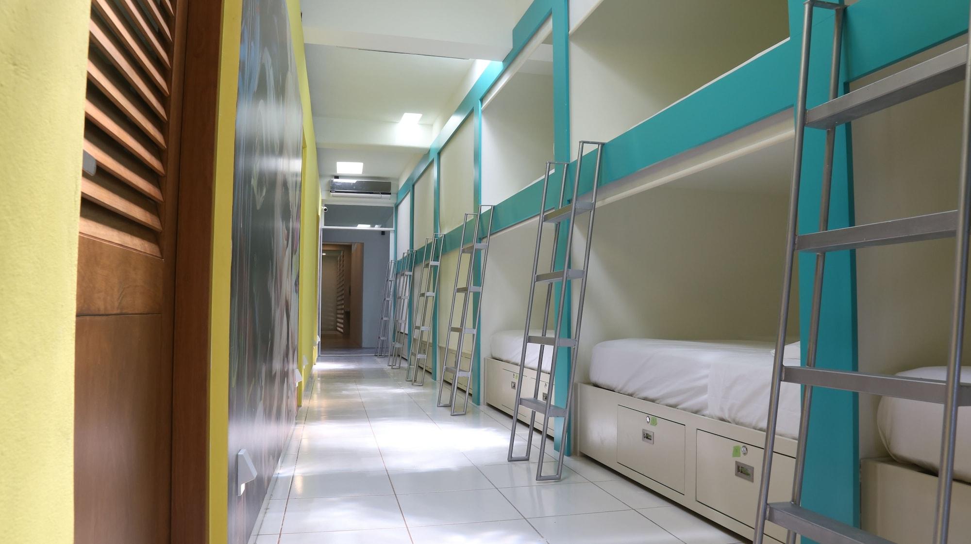 Hostel Tropico 20º OceanFront 5