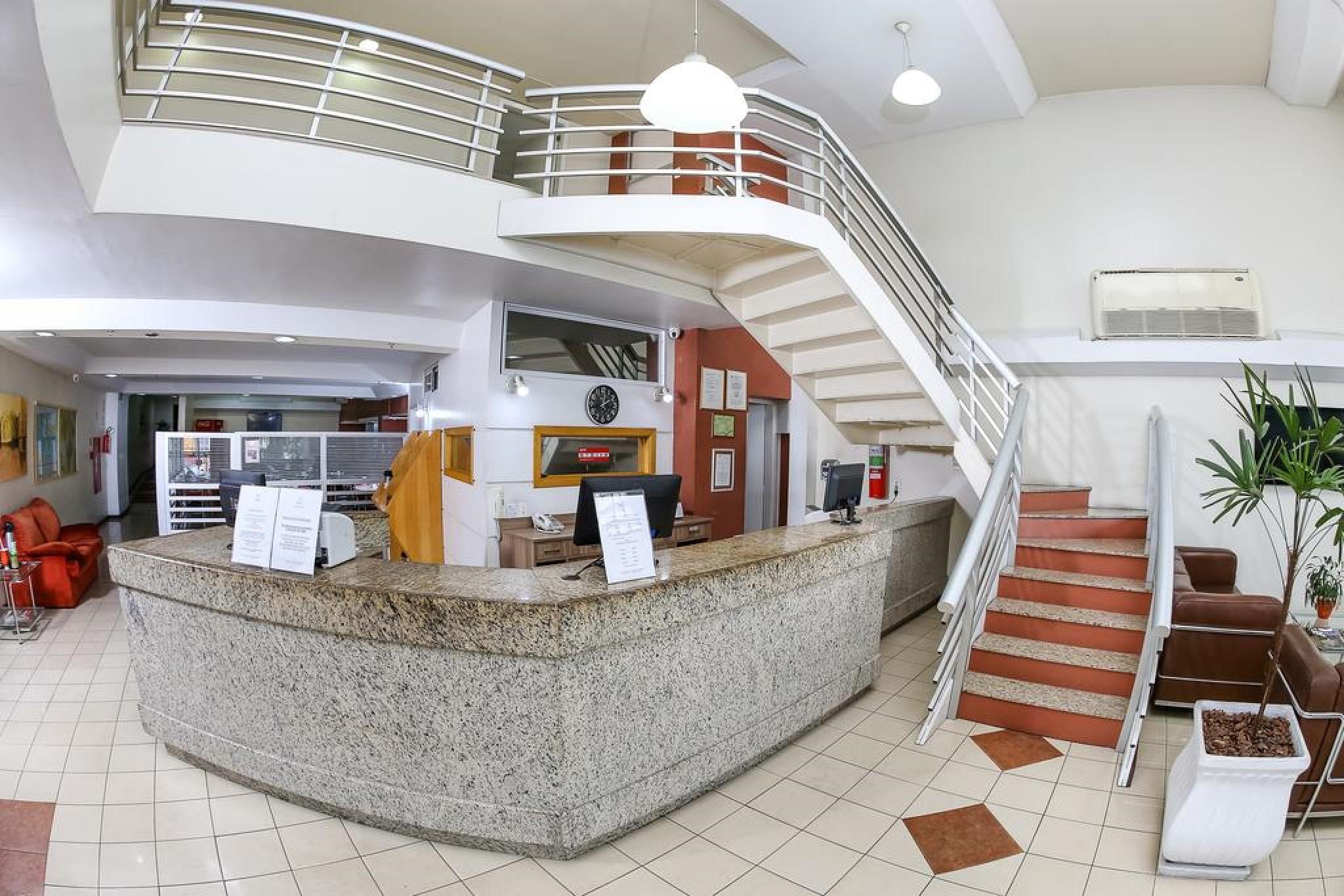 image-housing-carousel