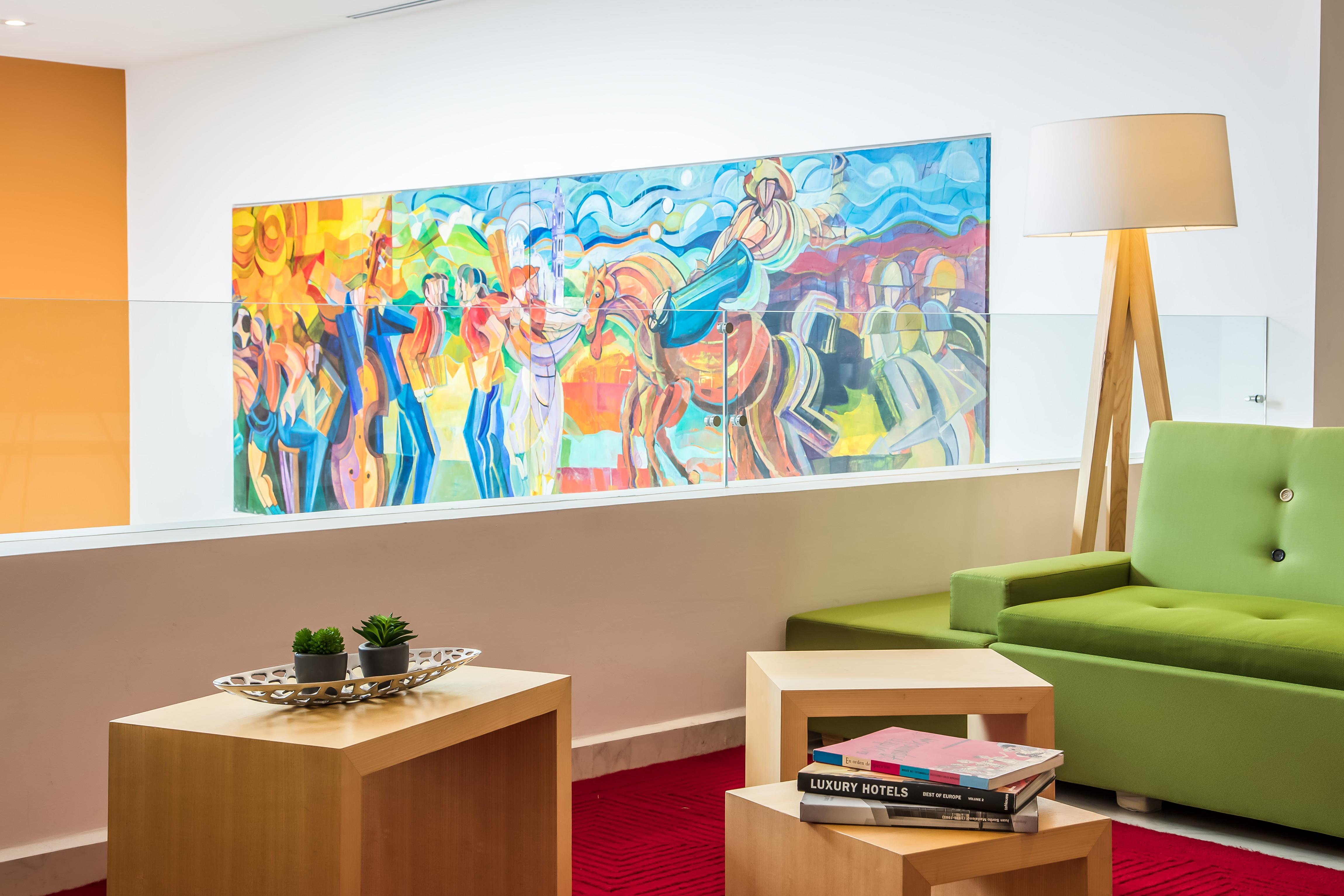 image-housing-carousel