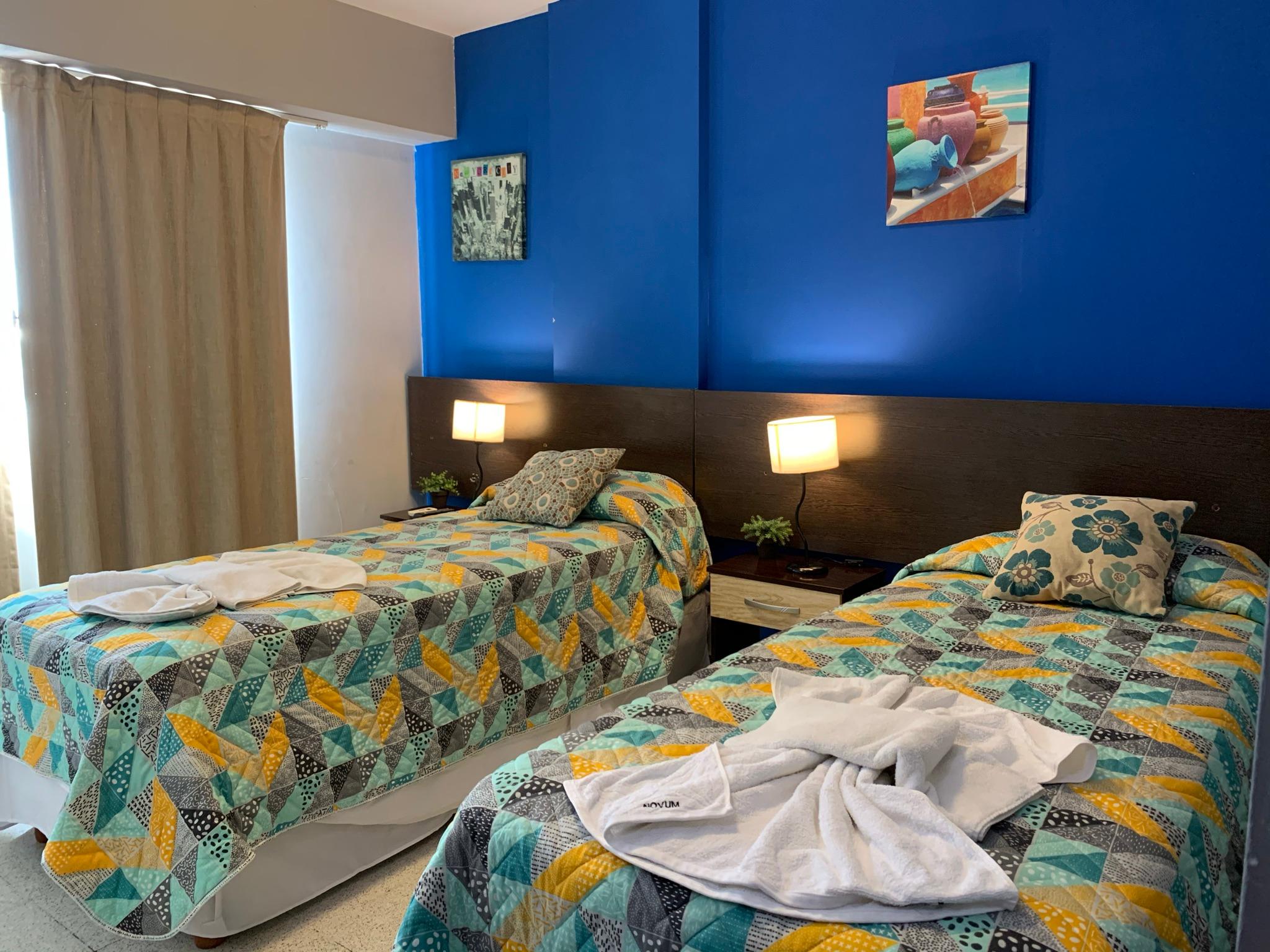 image-housing-carousel