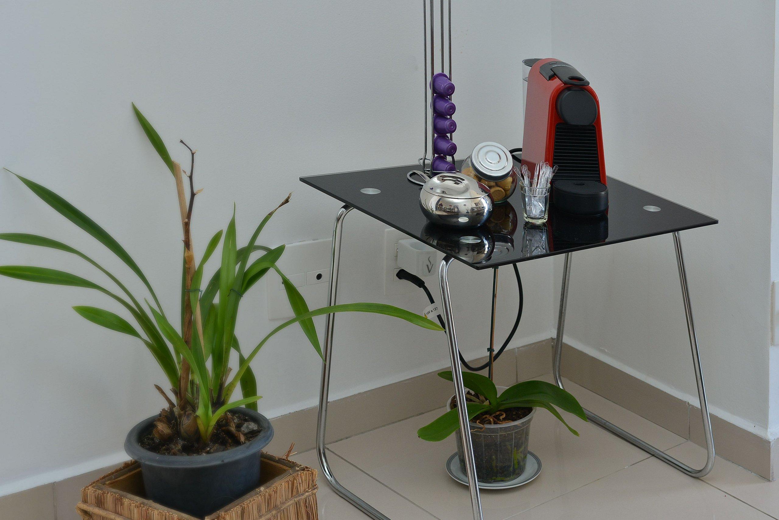 image-housing-carousel