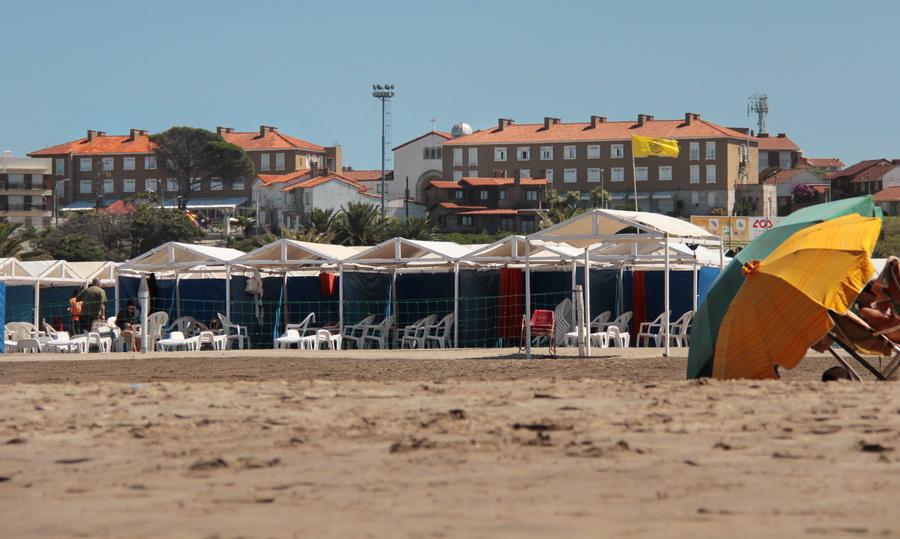 image-housing-carousel