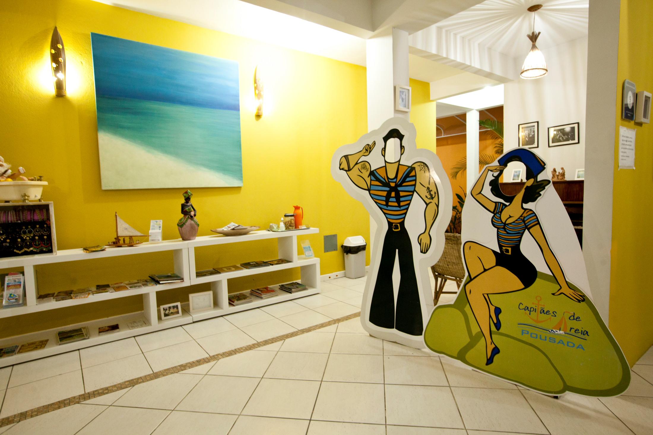 image-housing-carousel