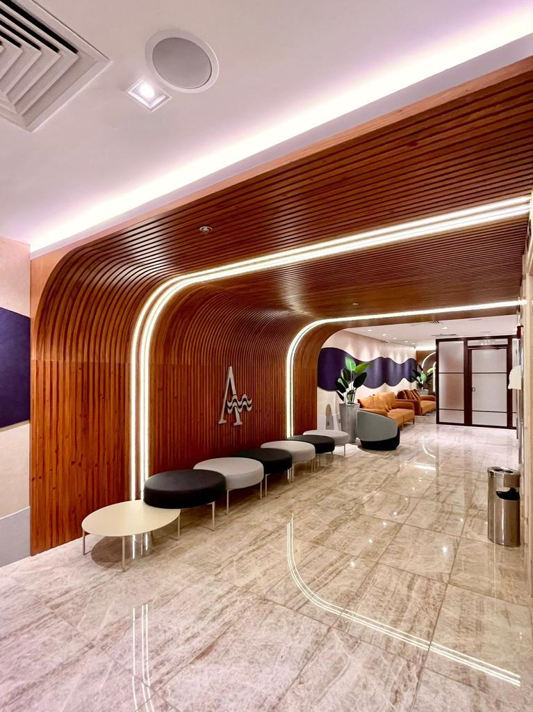 image-housing-carousel