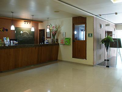 image-housing-carousel