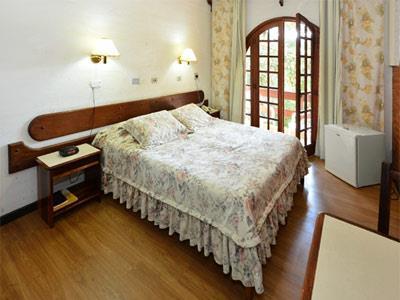 image-housing-carousel