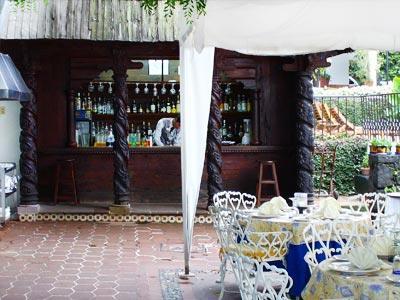 image-housing-carousel