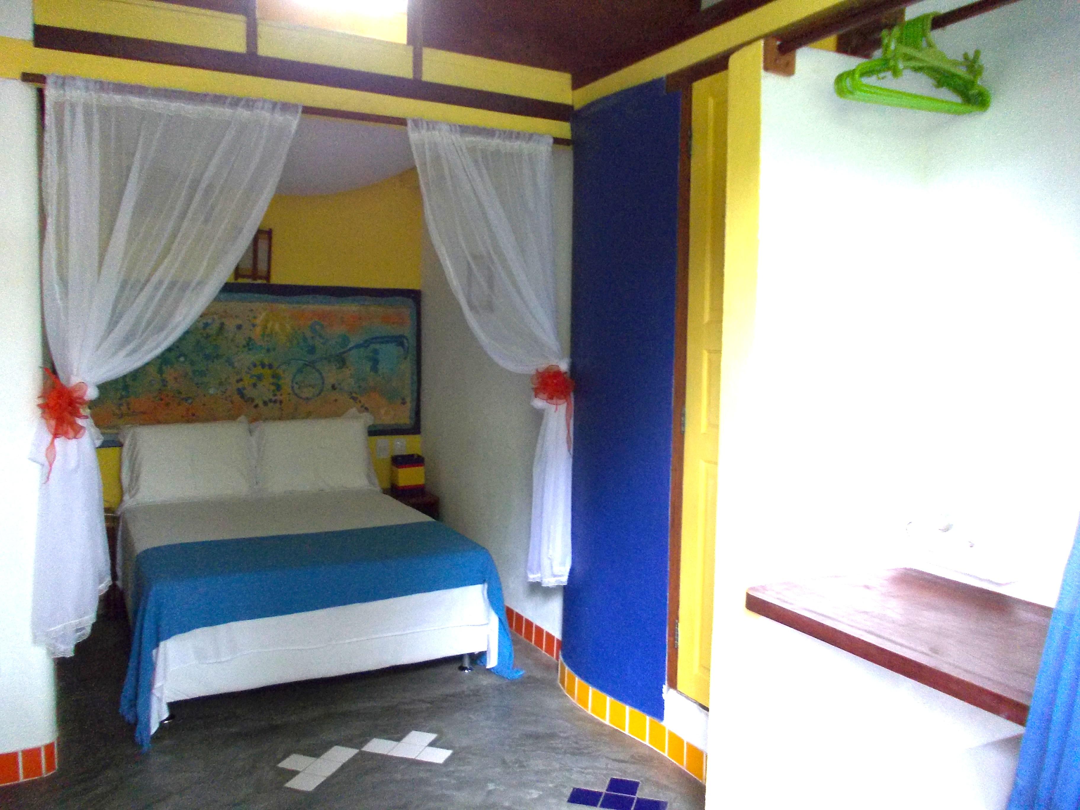 image-housing-carousel