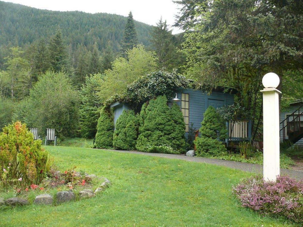 Alexander's Lodge At Mt Rainier image
