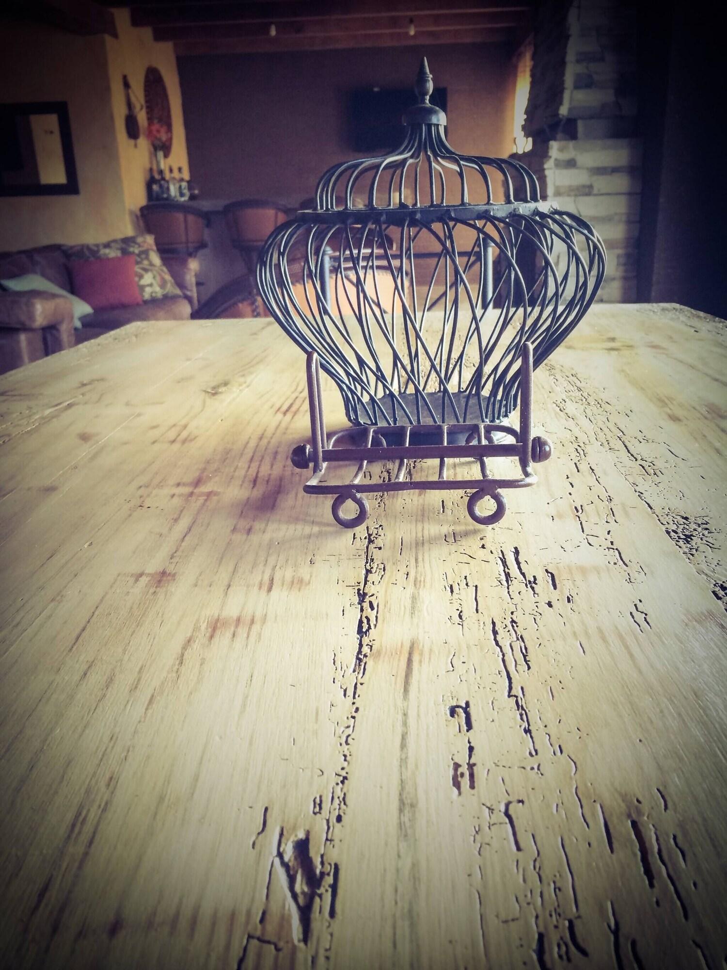 image-housing-carousel