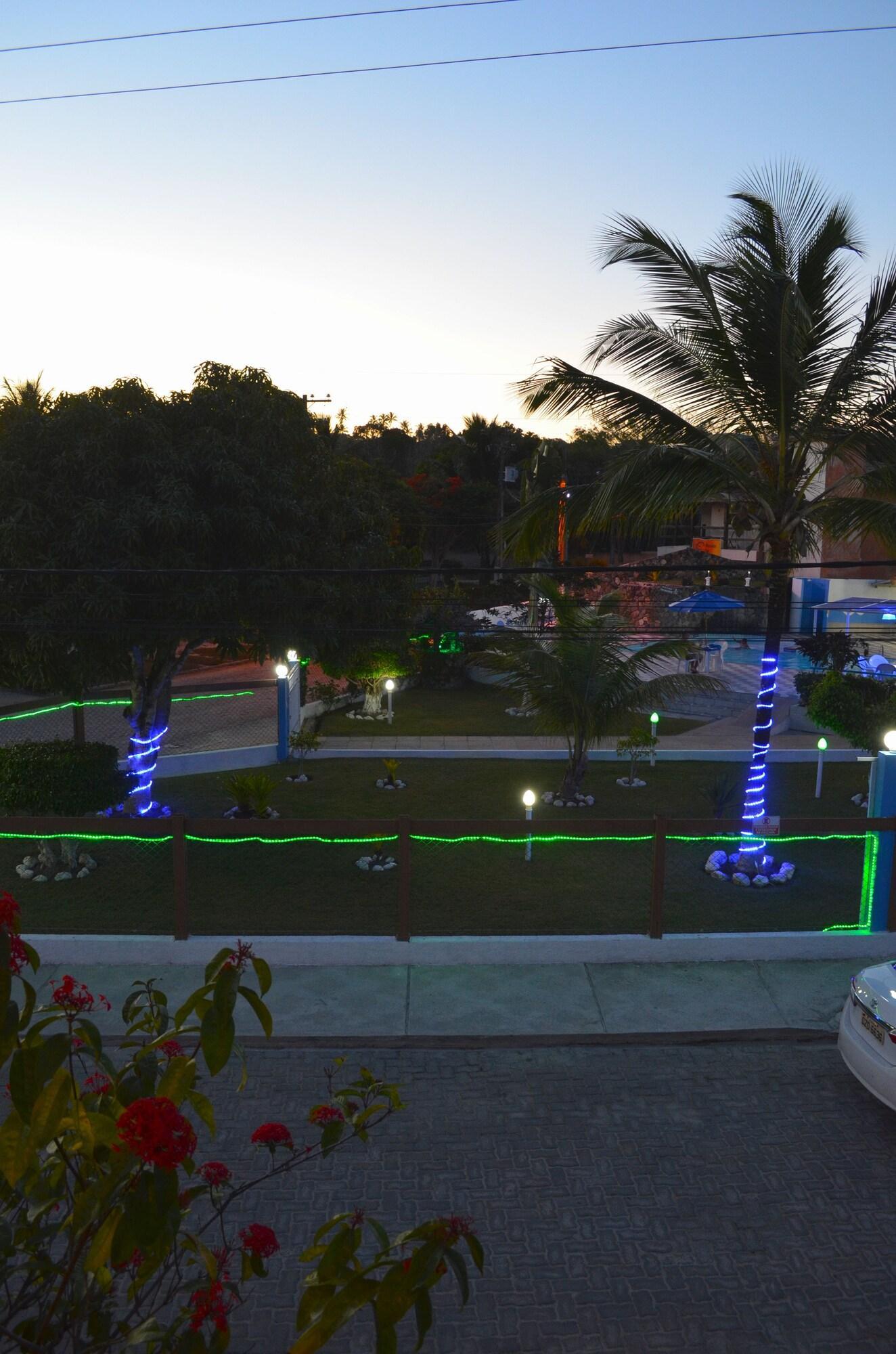 image-housing-carousel