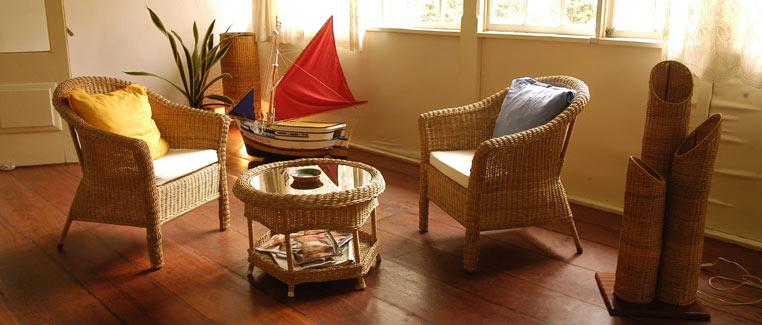 image-housing-carousel