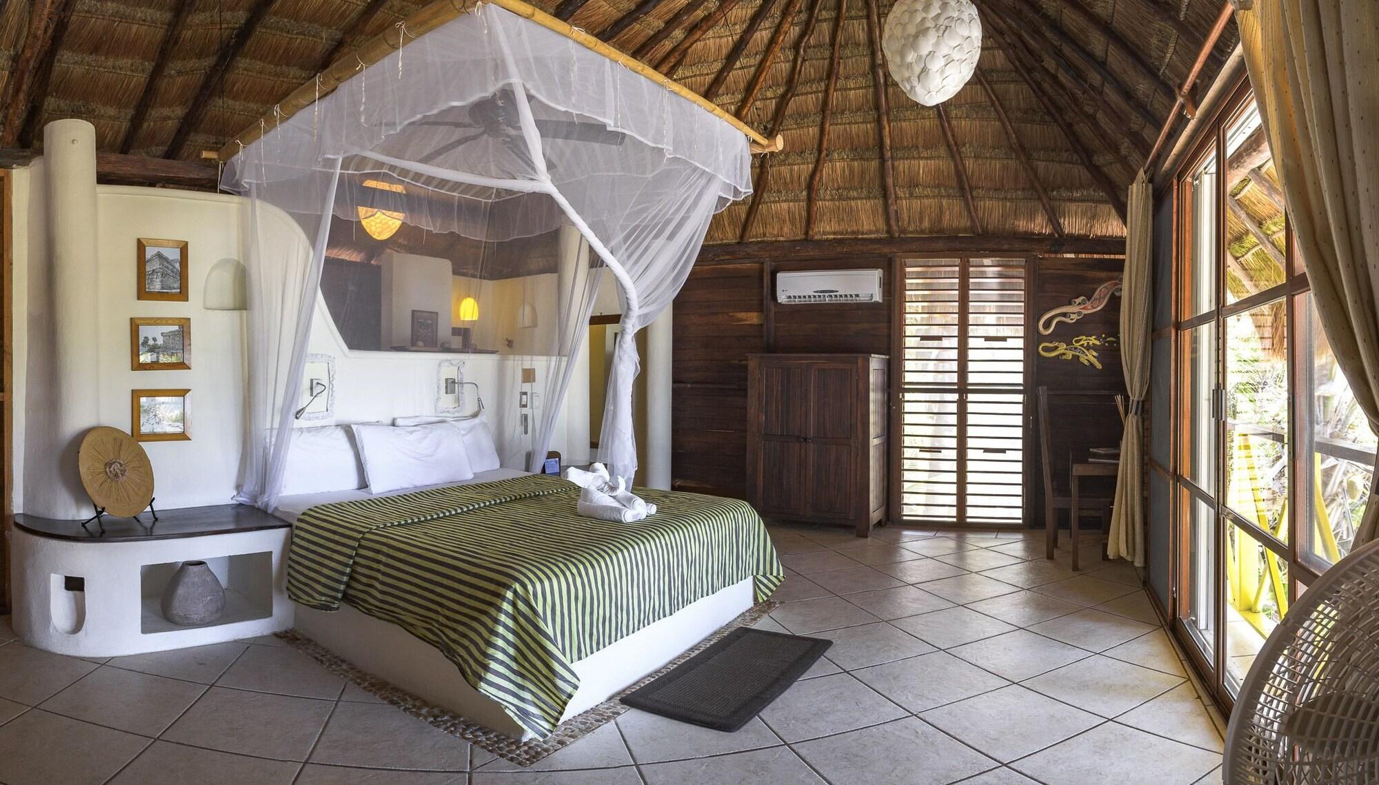 Sueno Caribeno Suite AC Room from 9pm to 8am
